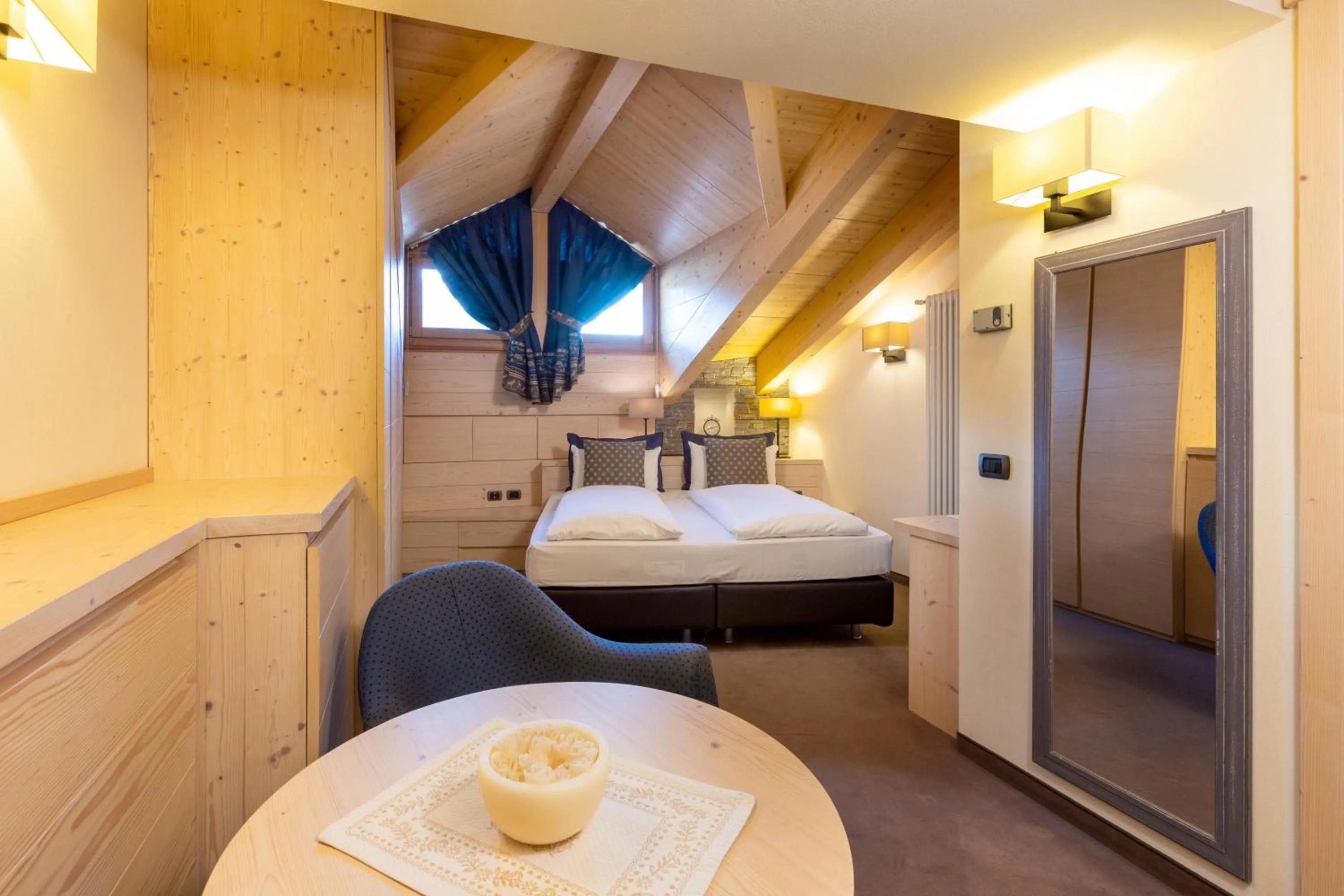 Bedroom, Bed in Hotel Cardo