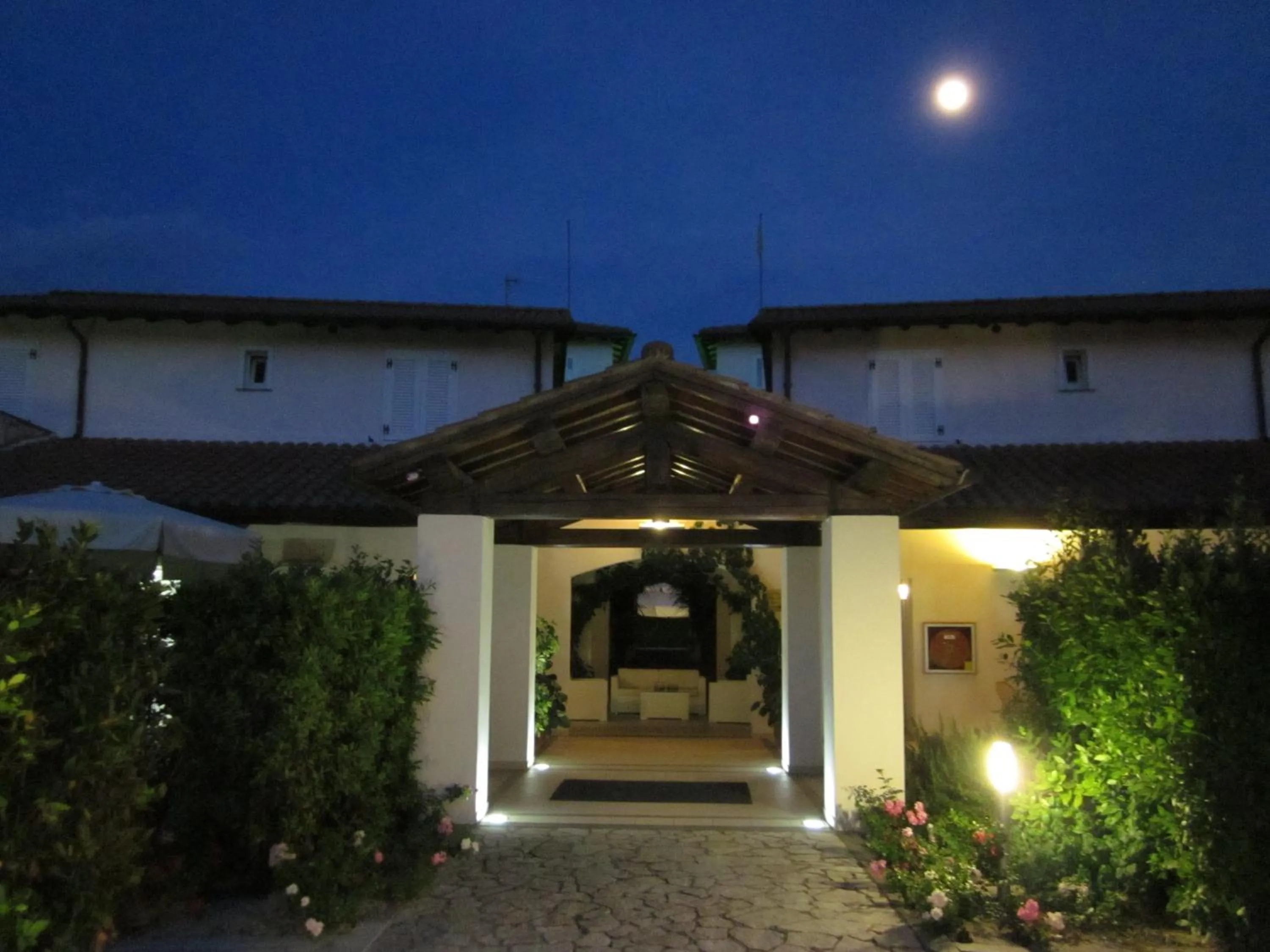 Facade/entrance in Hotel Villa Smeraldo