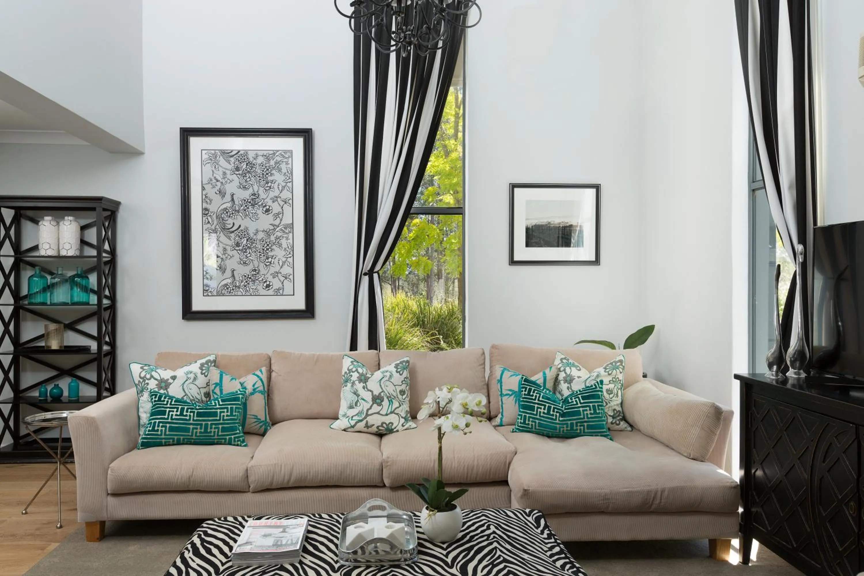 Living room in Nu Leaf Retreat