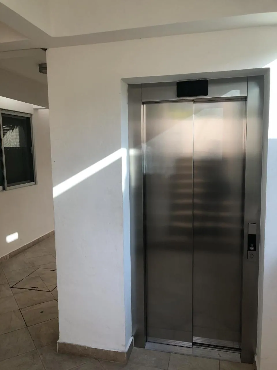 elevator in Beach Haus-Punta Estrella