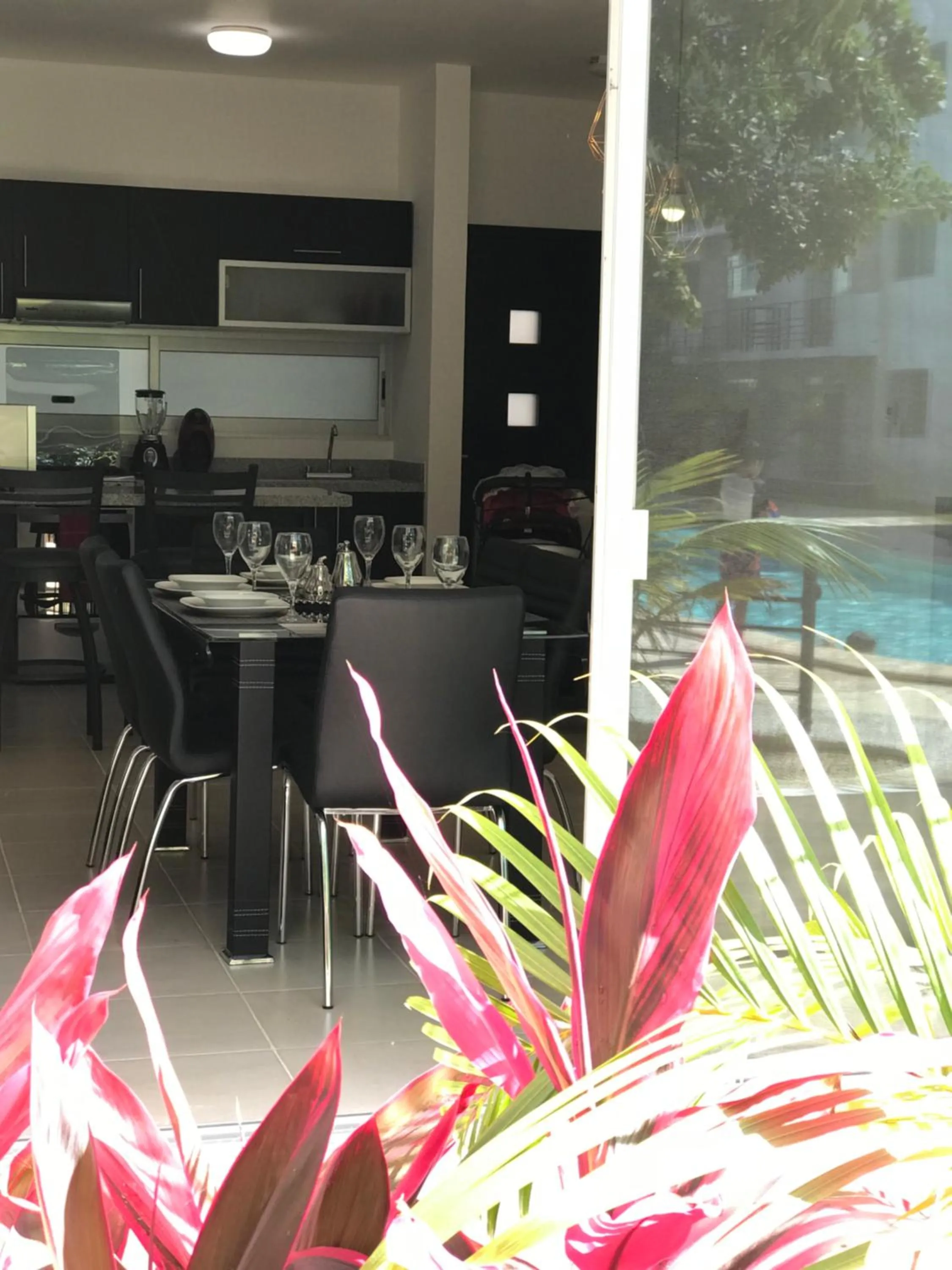 Dining area in Beach Haus-Punta Estrella