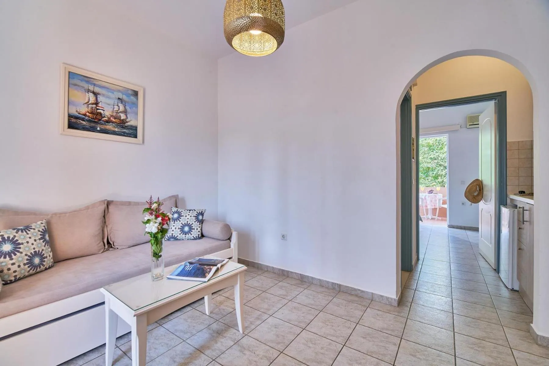 Living room in Solon Apartments