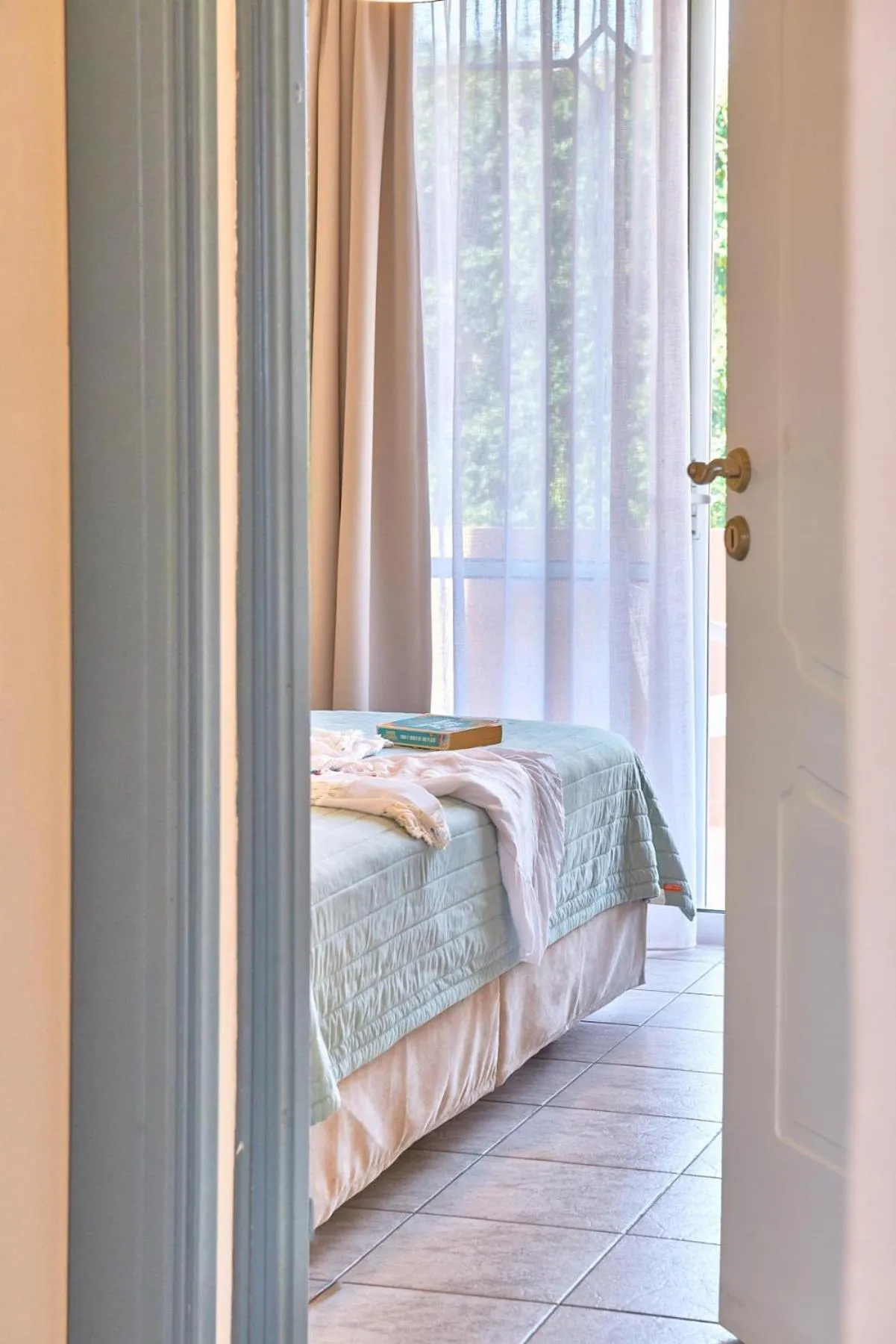 Bed in Solon Apartments