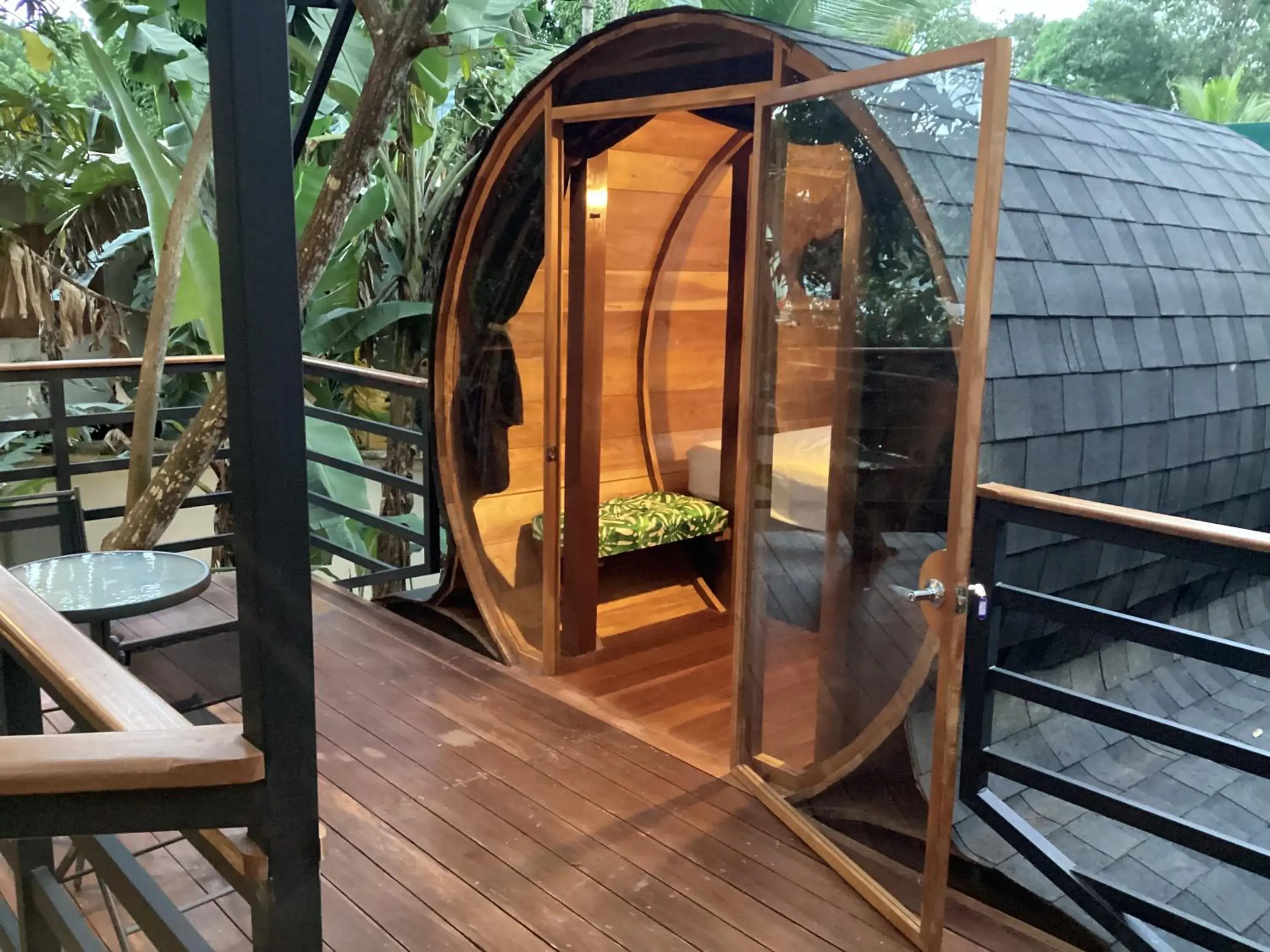 Double Room with Shared Bathroom in Secret Garden Double Room with Shared Bathroom in Secret Garden