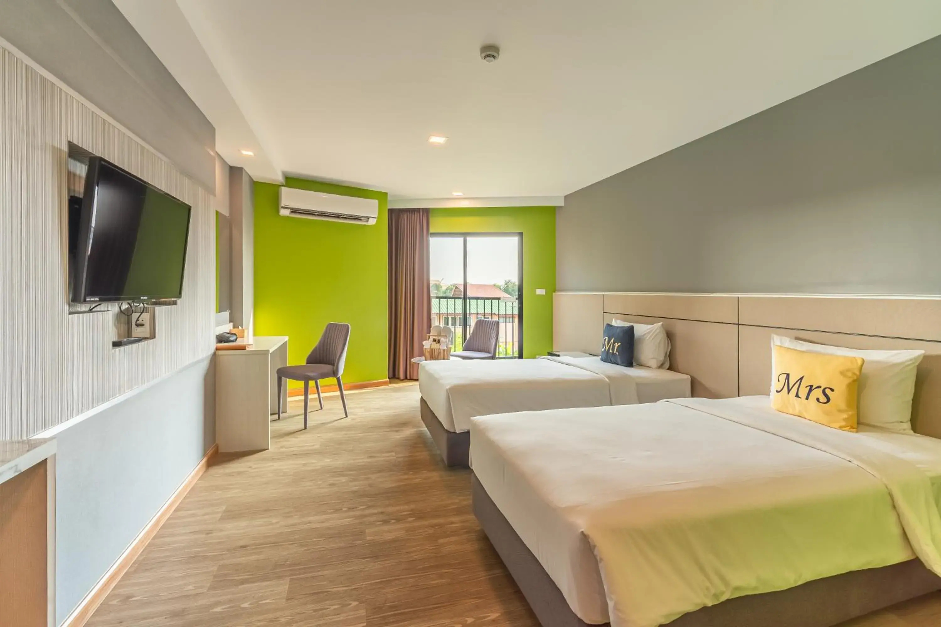 Superior Twin Room in LawinTa Hotel Pattaya Superior Twin Room in LawinTa Hotel Pattaya
