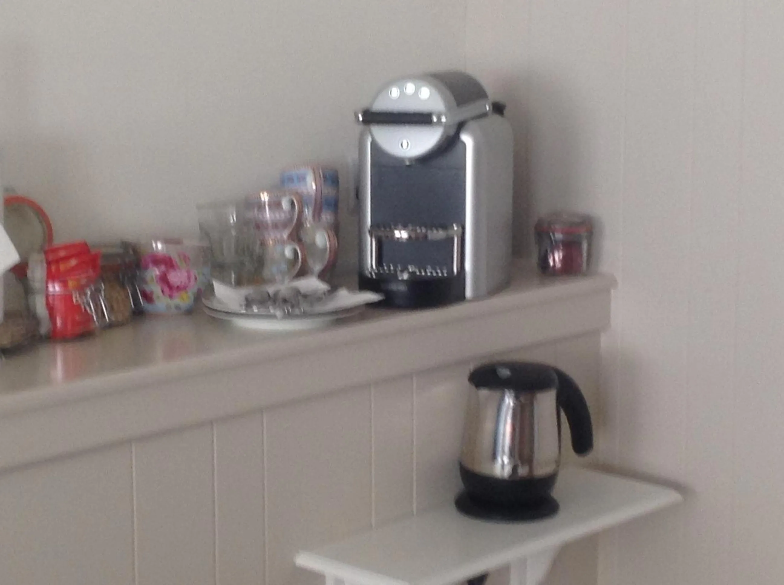 Coffee/tea facilities in Quinlan & Cooke Boutique Townhouse and QCs Seafood Restaurant