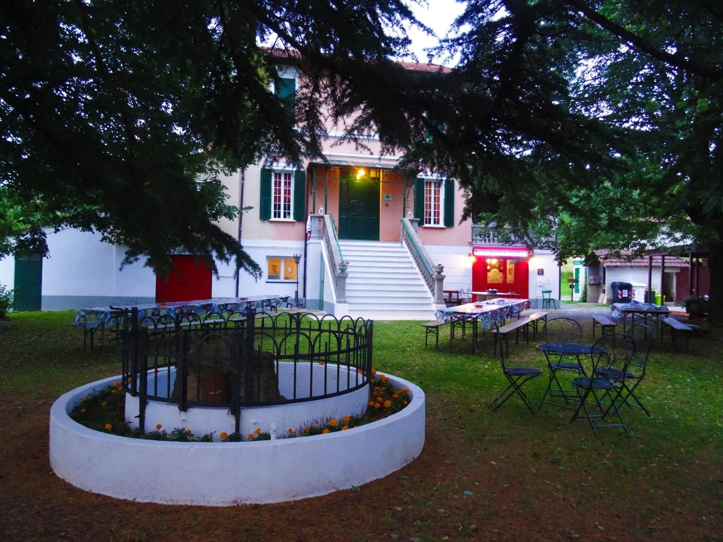 Facade/entrance in La Celestina