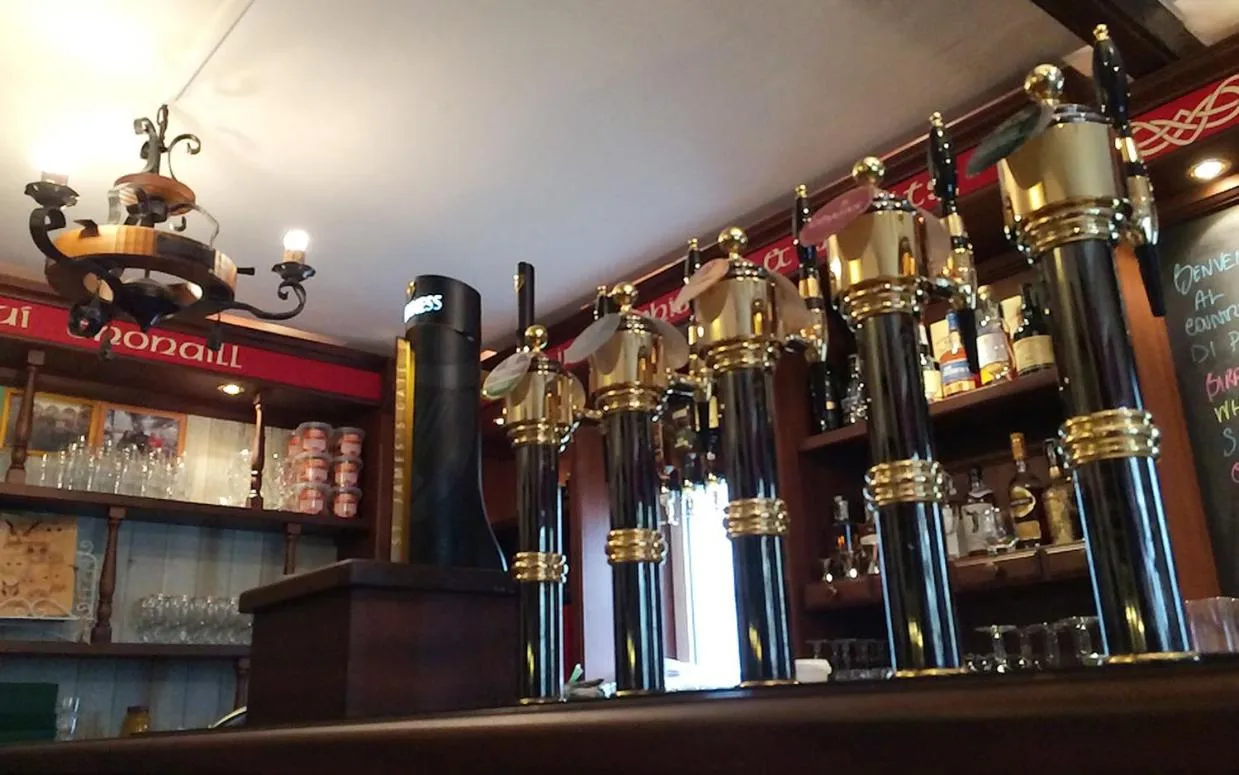 Restaurant/places to eat in La Celestina