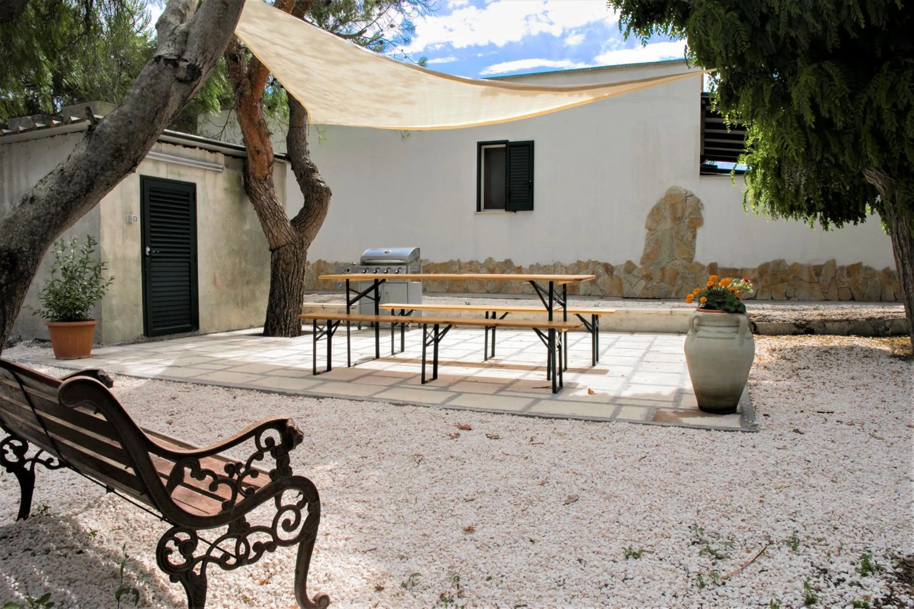 BBQ facilities in Residence Conchiglia San Giovanni