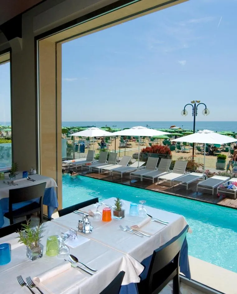 Restaurant/places to eat in Hotel Ancora