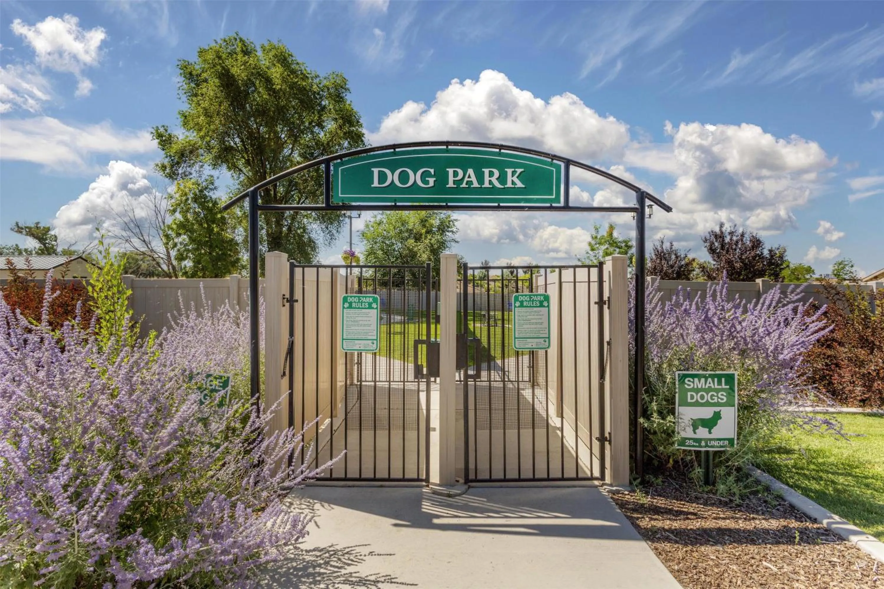 Property building in Best Western Plus High Country Inn