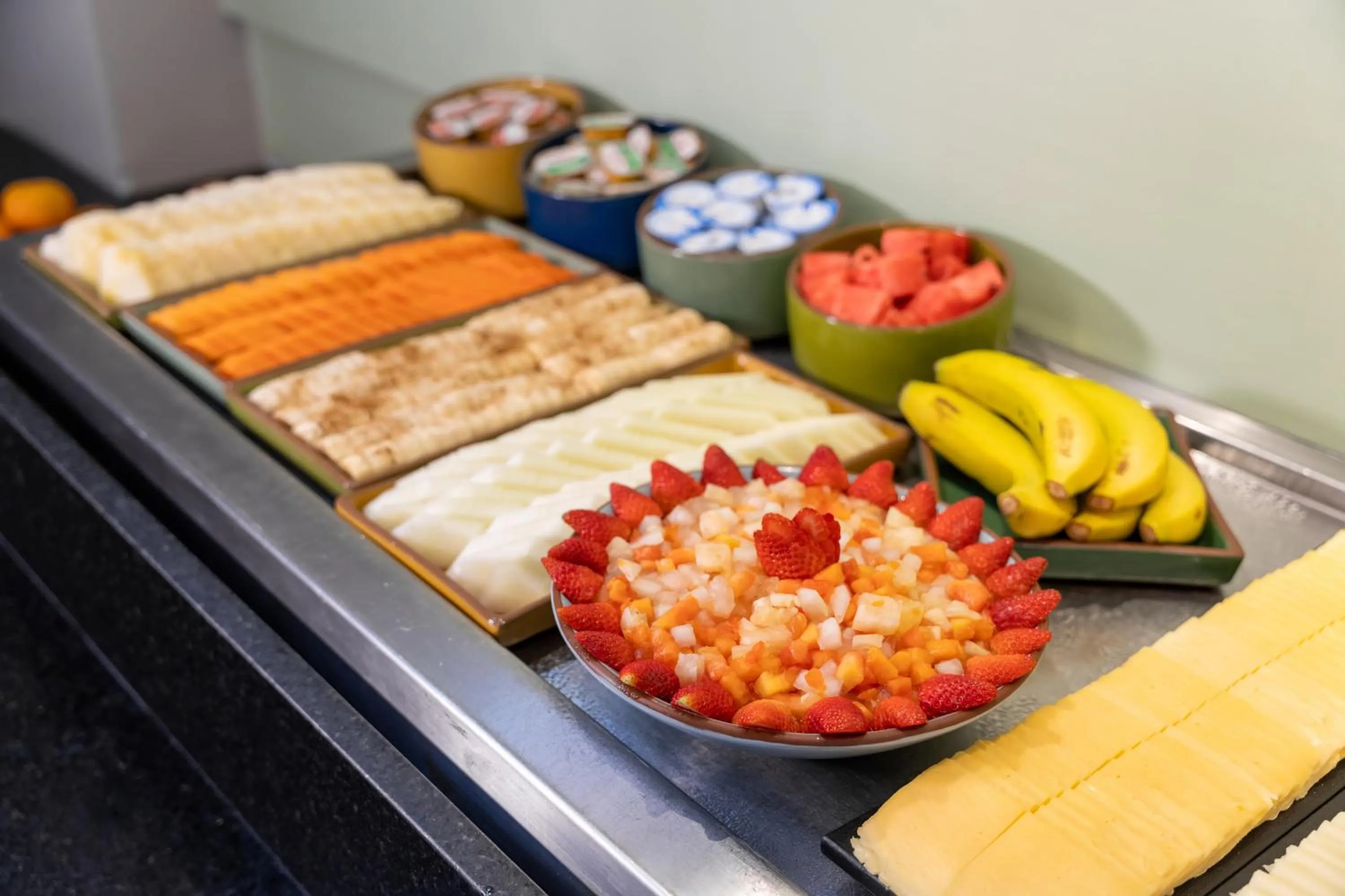 Food and drinks in Slim Hotel São Paulo Congonhas