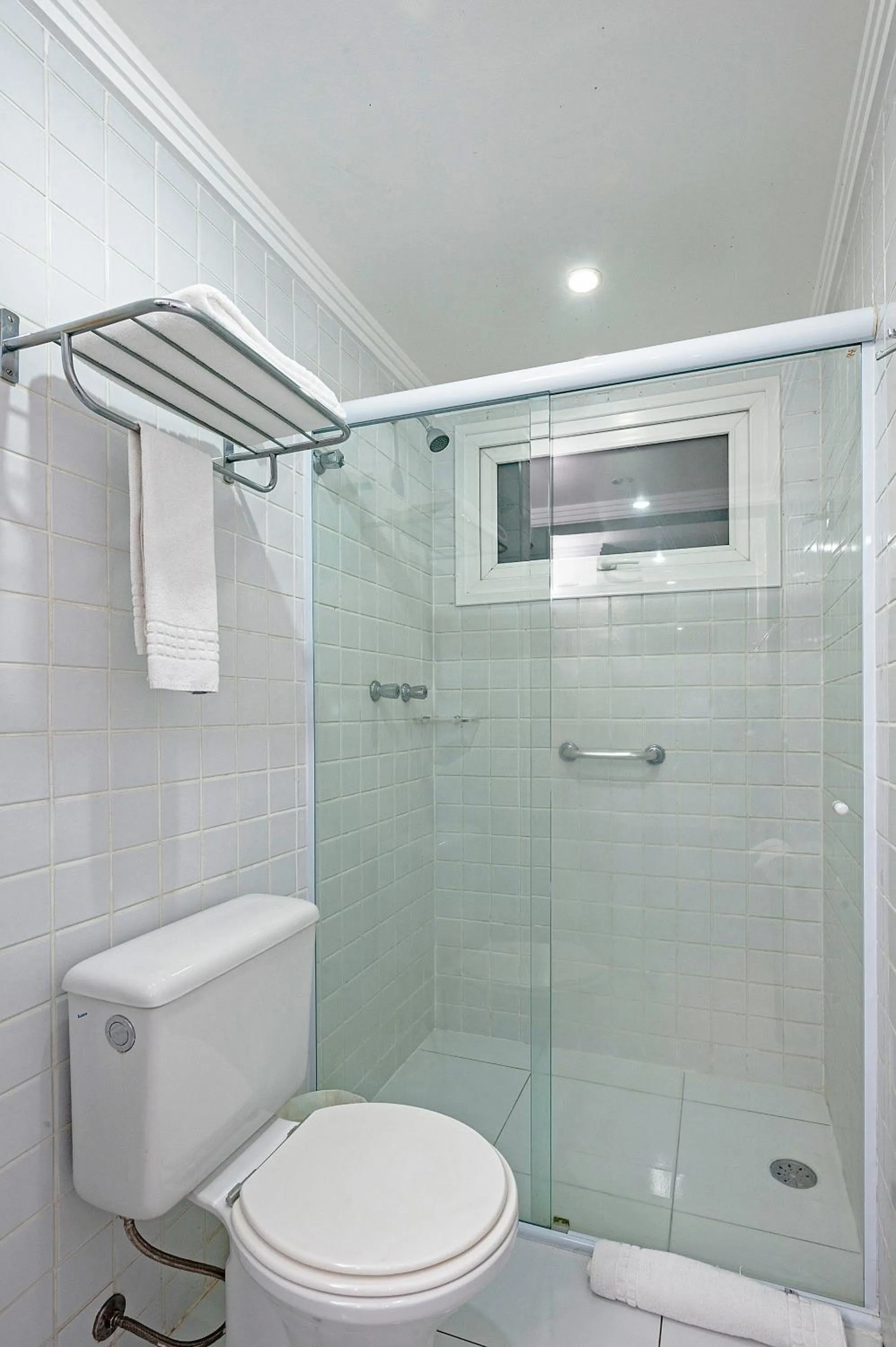 Toilet in Slim São Paulo Congonhas