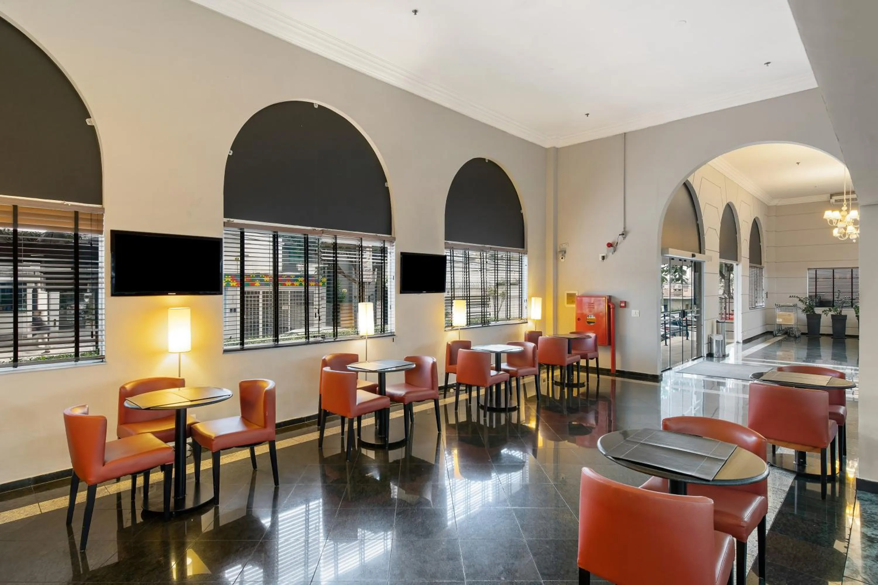 Restaurant/places to eat in Slim Hotel São Paulo Congonhas