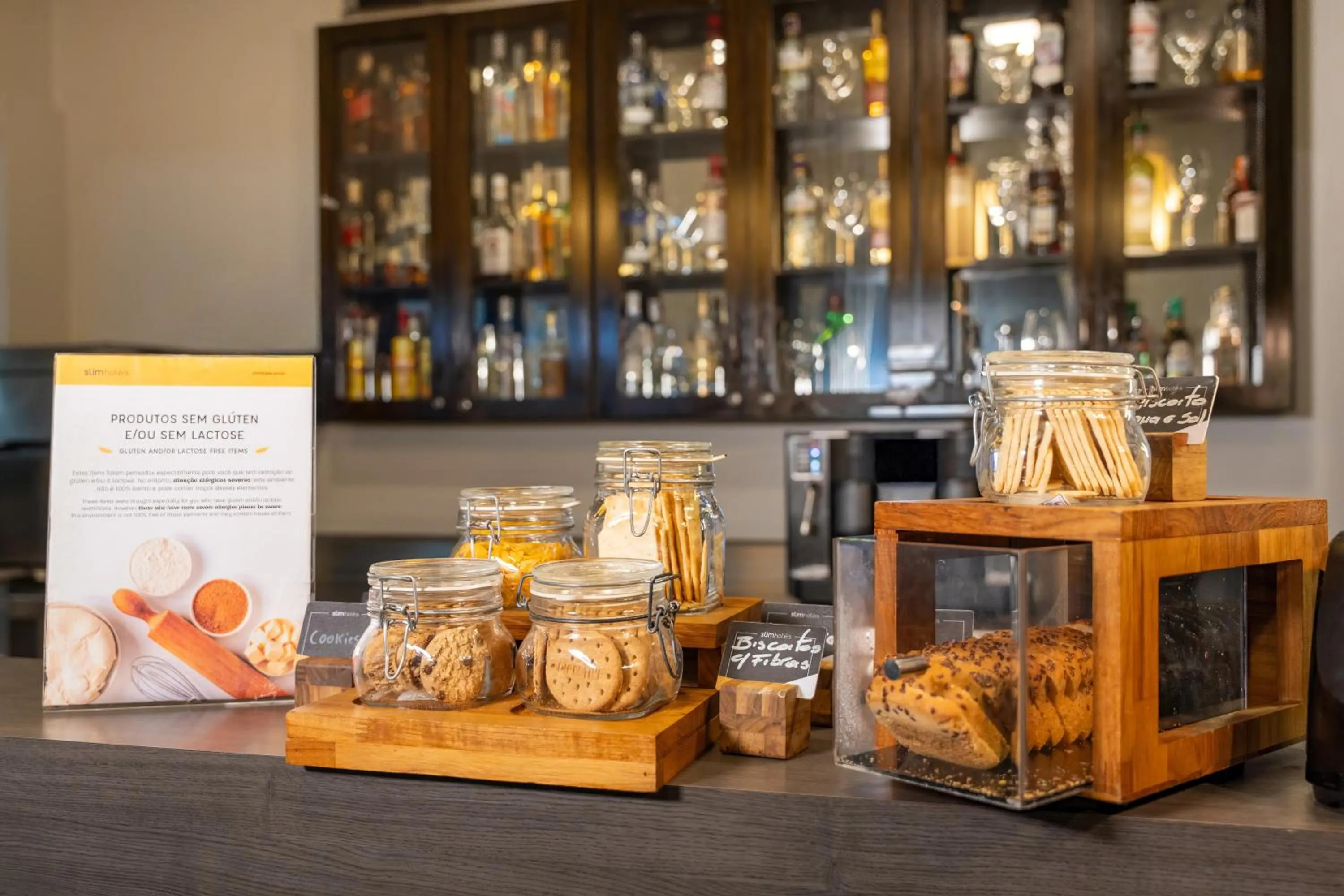 Food and drinks in Slim Hotel São Paulo Congonhas