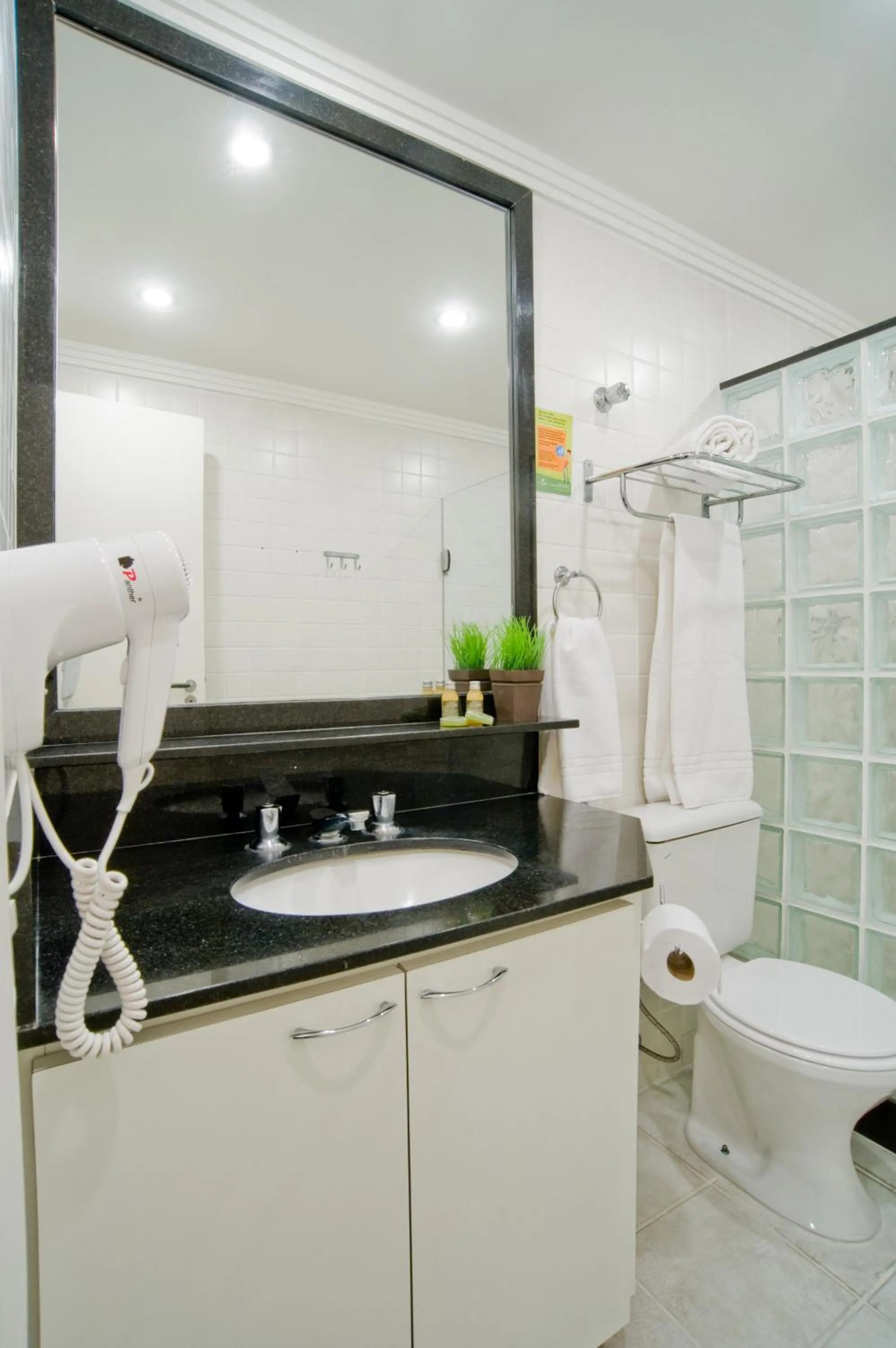 Bathroom in Slim São Paulo Congonhas