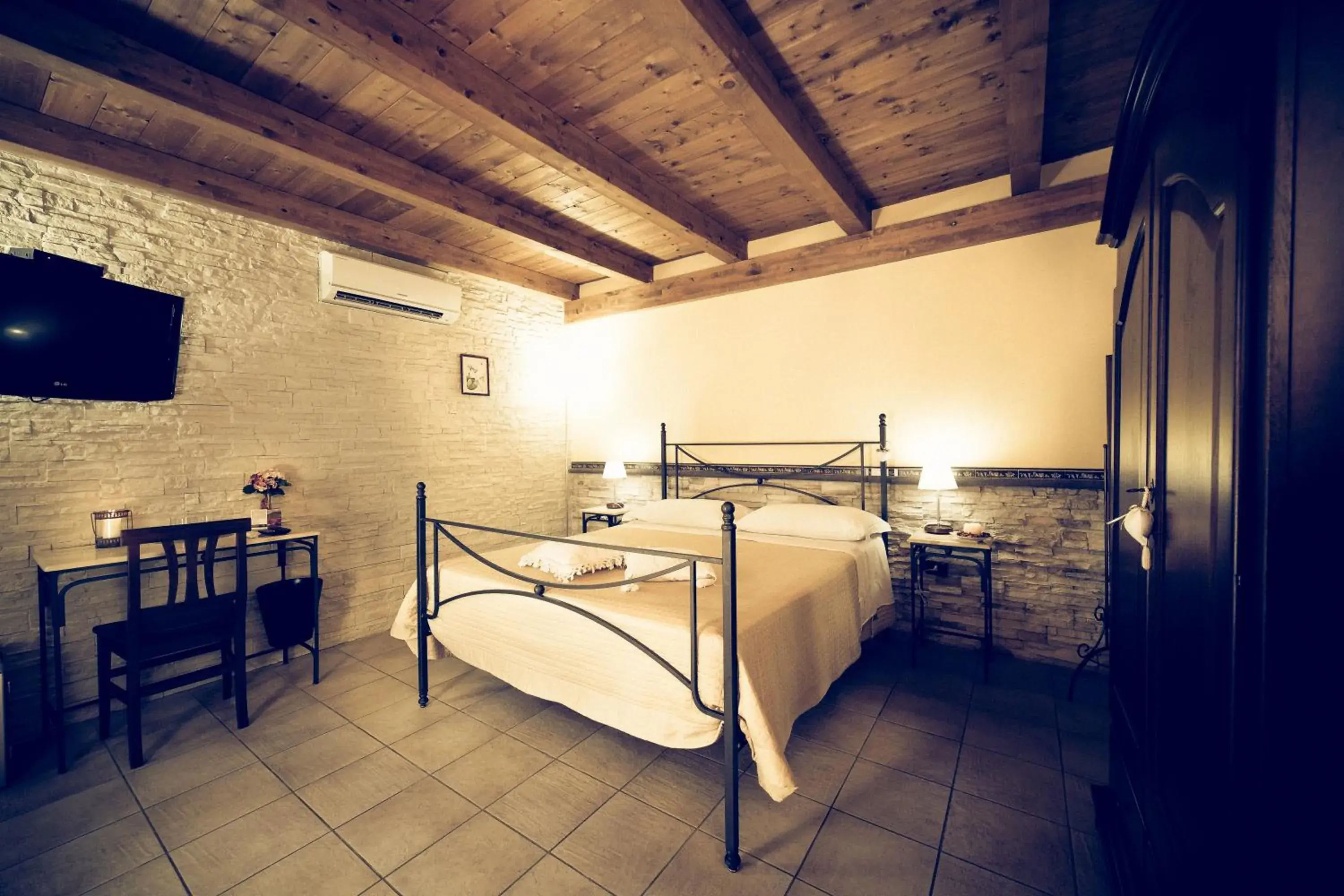 Double Room in B&B La Casa Di Plinio Double Room in B&B La Casa Di Plinio