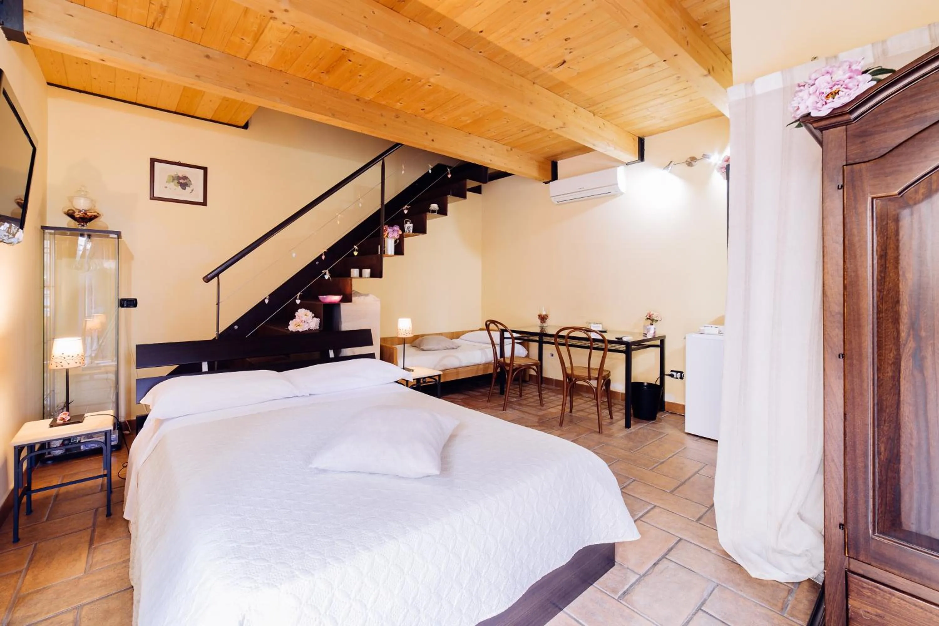 Photo of the whole room, Bed in B&B La Casa Di Plinio