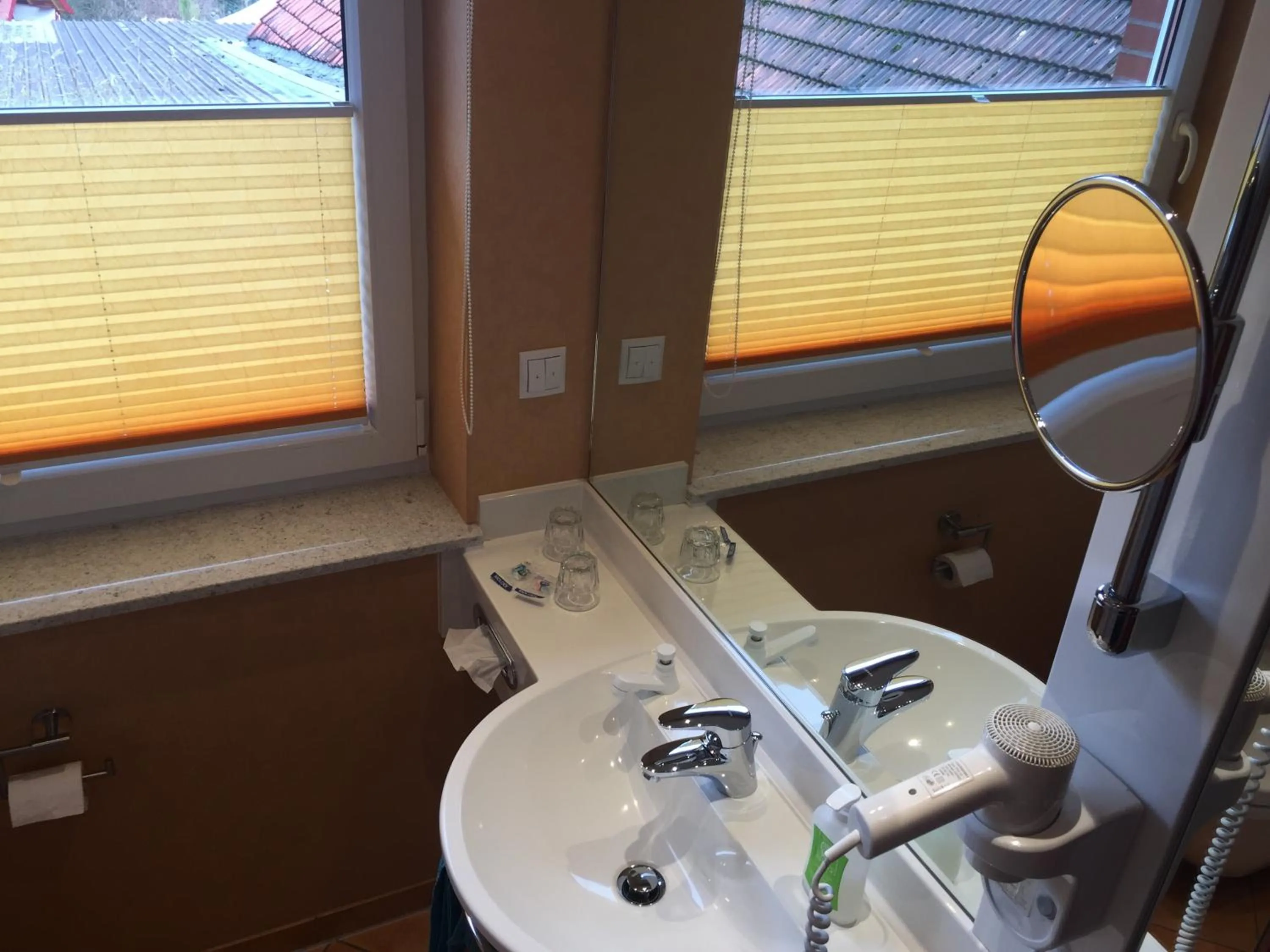 Photo of the whole room in Landhotel Witte-König