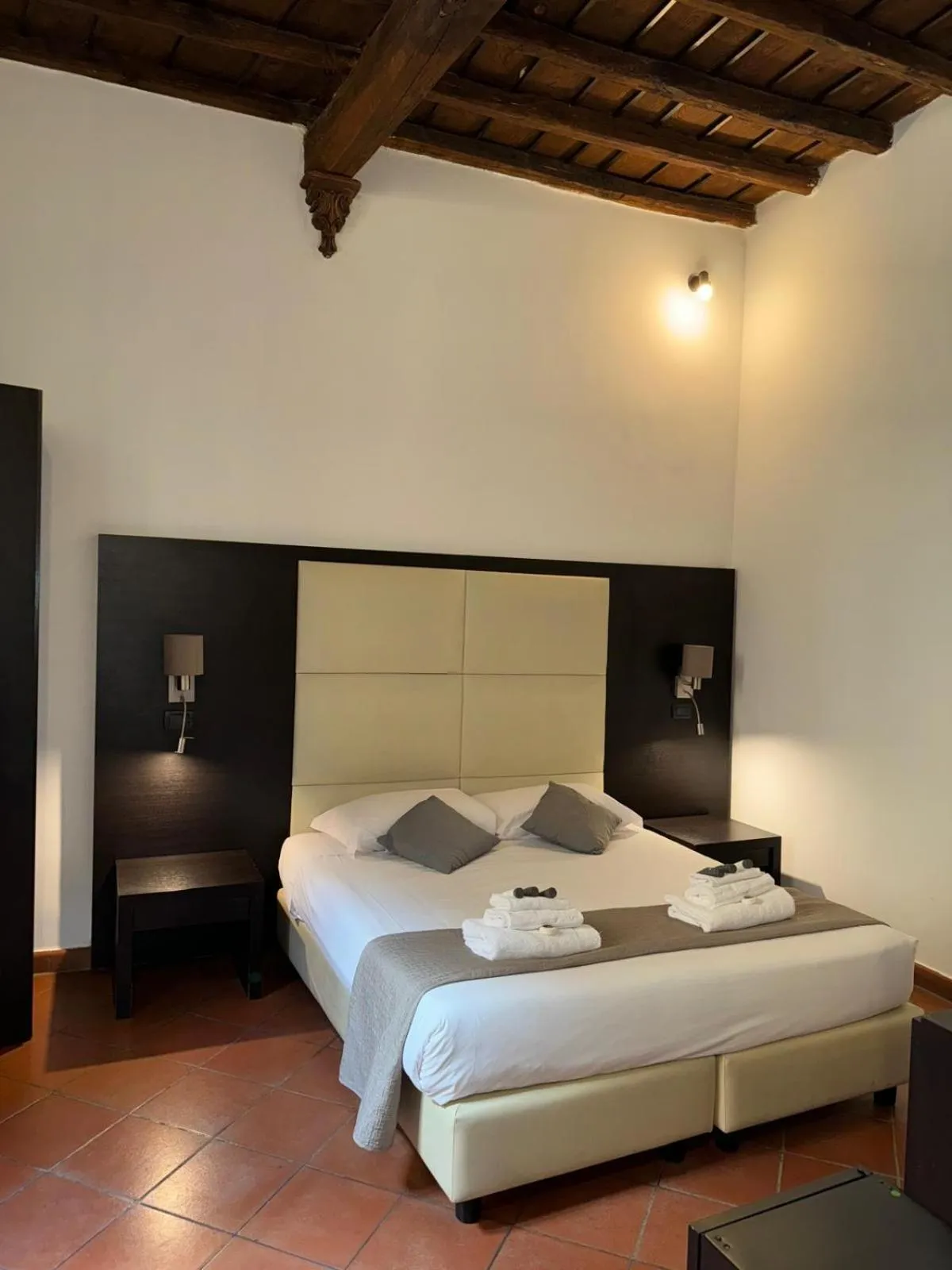 Bed in Guest House o Affittacamere Magenta Fico 2