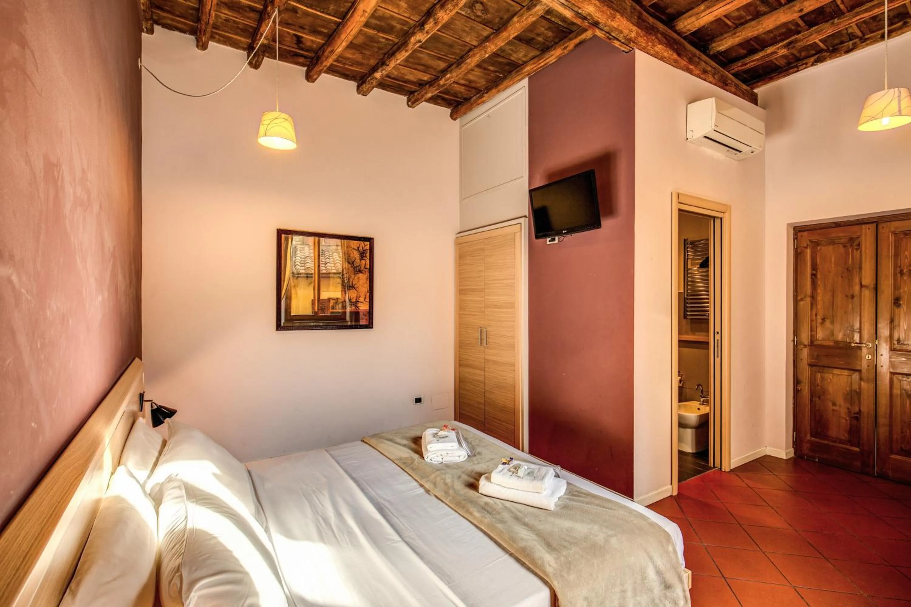 Bed in Guest House o Affittacamere Magenta Fico 2