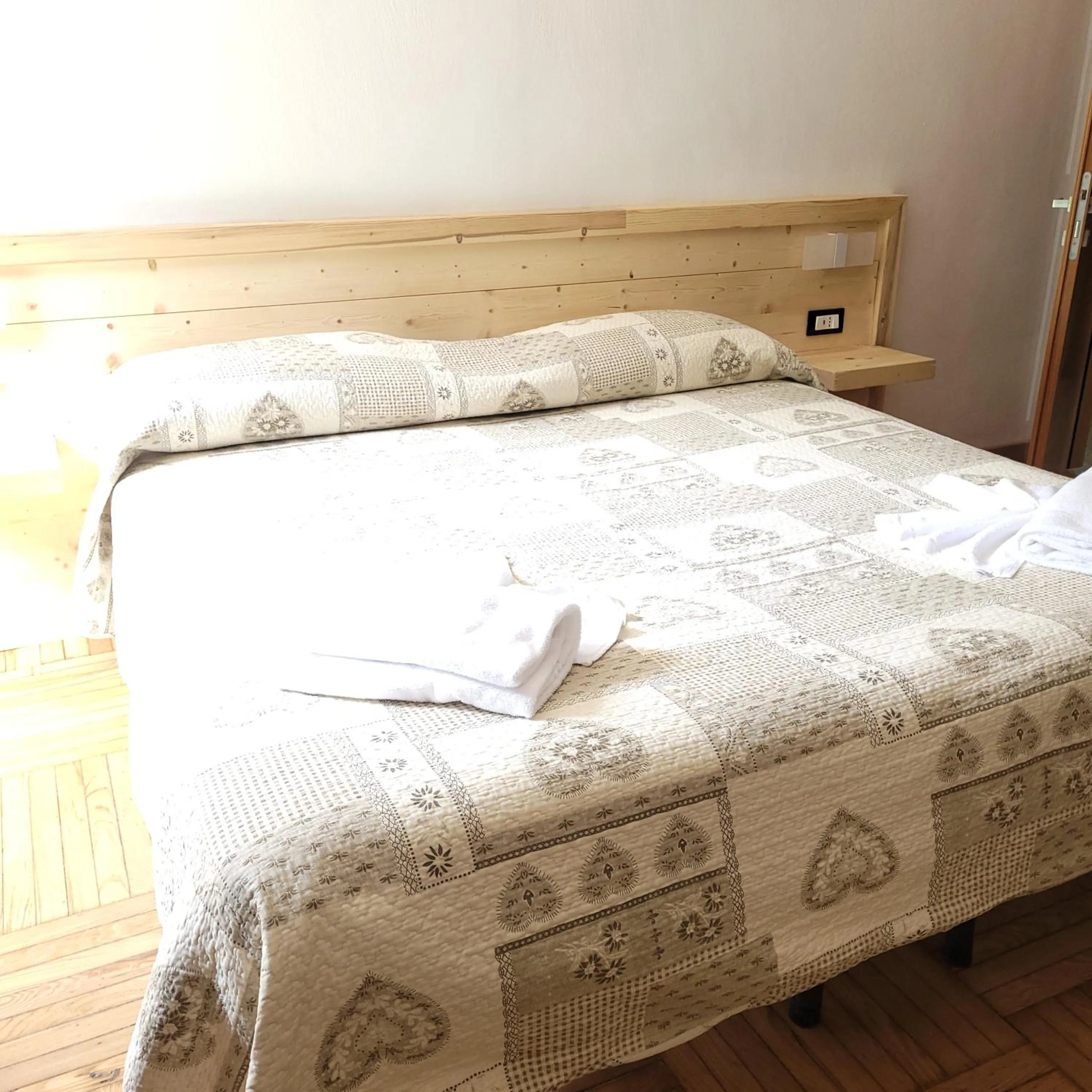 Bed in Chalet Monte Nebius