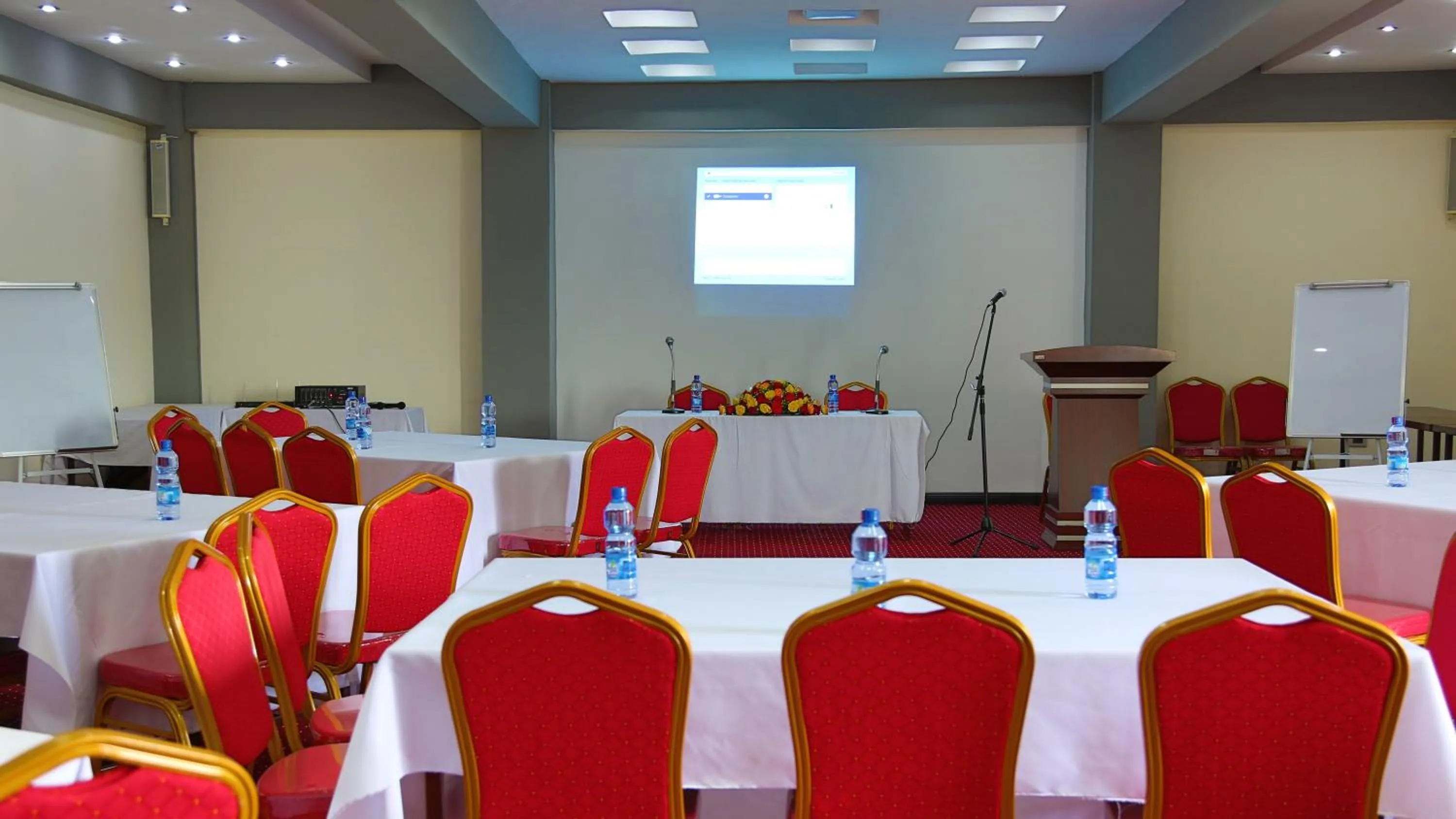 Meeting/conference room in Yinm Furnished Apartment