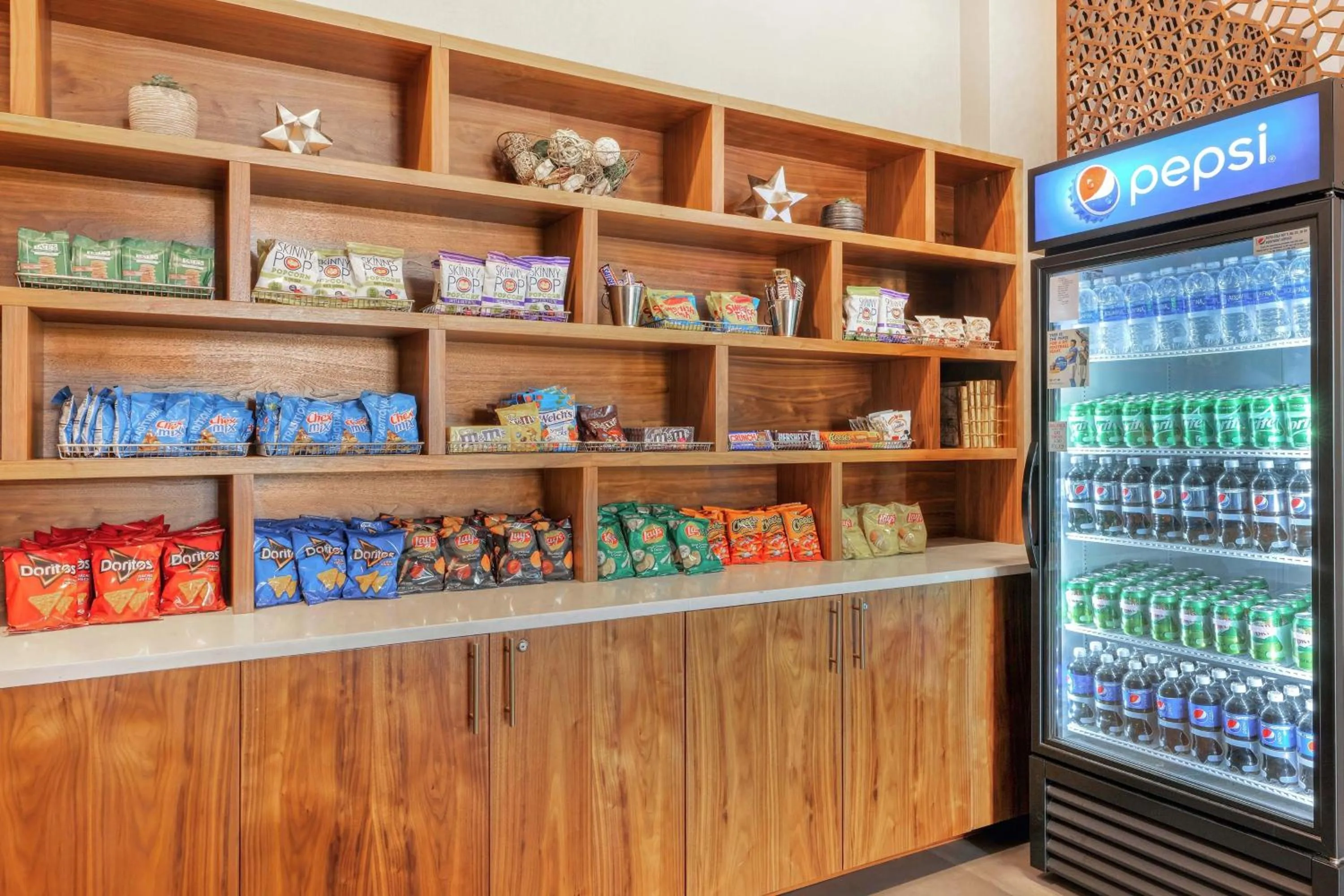 Restaurant/places to eat in Sheraton Tarrytown Hotel