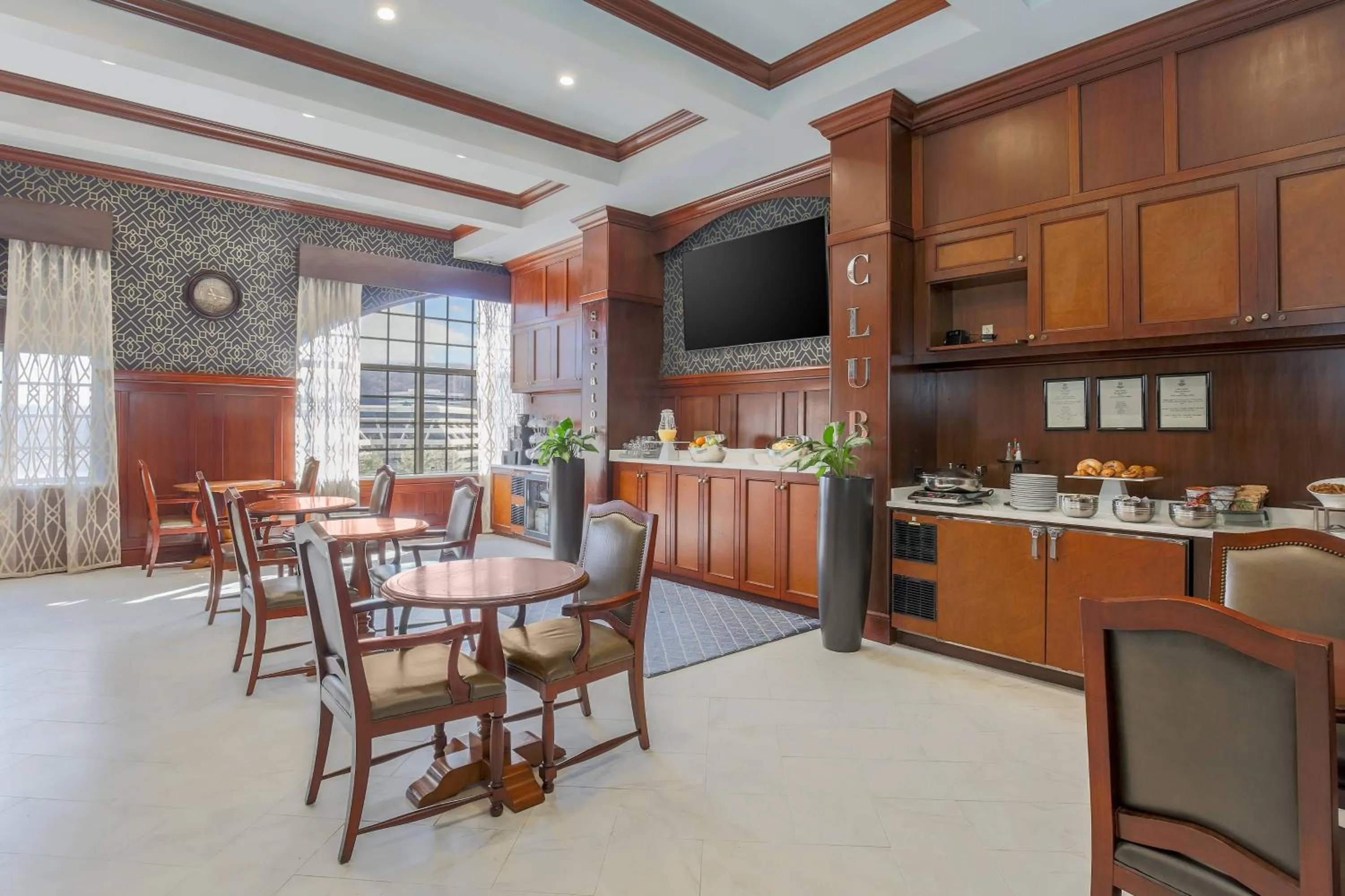 Lounge or bar in Sheraton Tarrytown Hotel