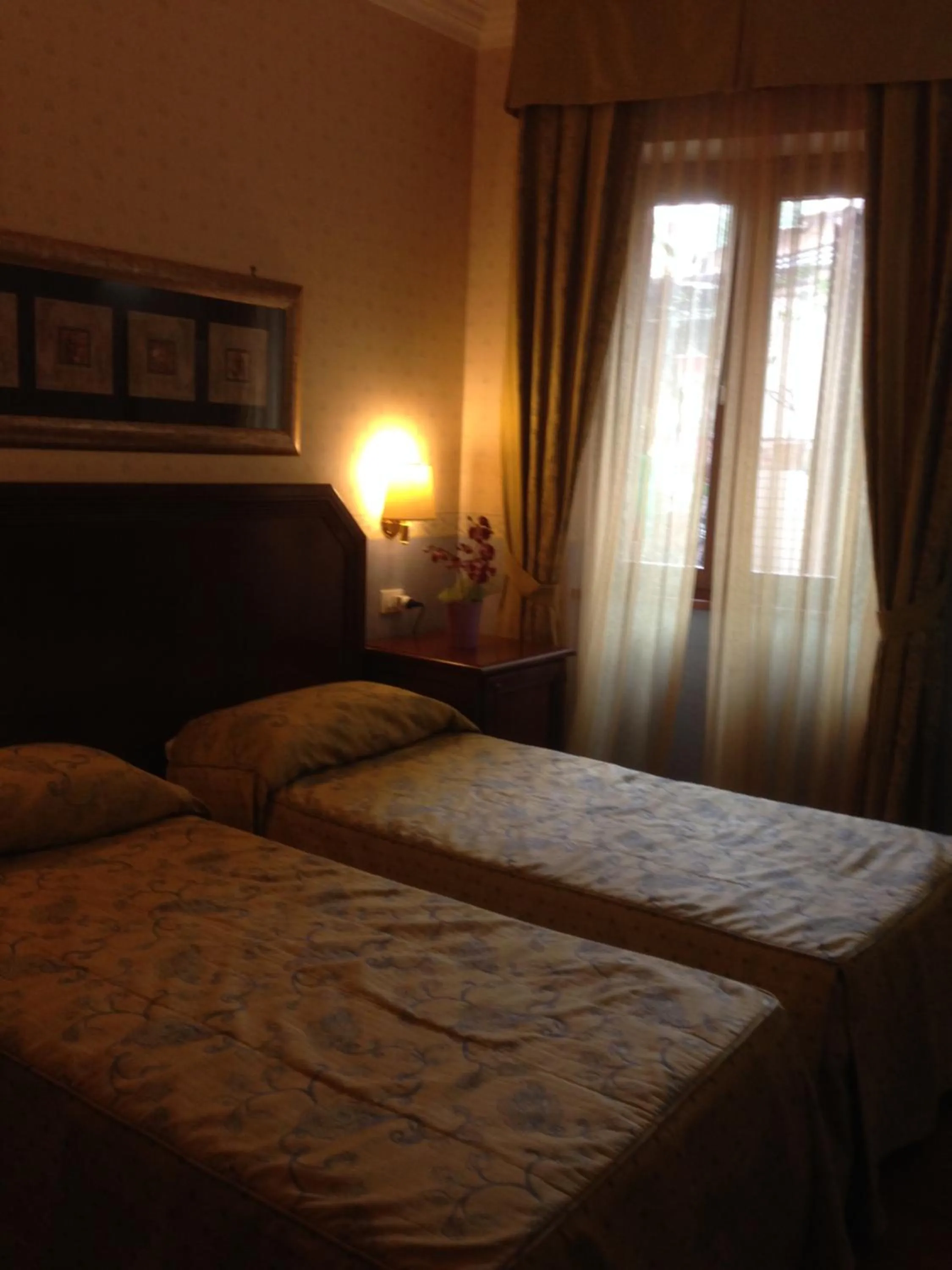 Photo of the whole room, Bed in Hotel Filippeschi