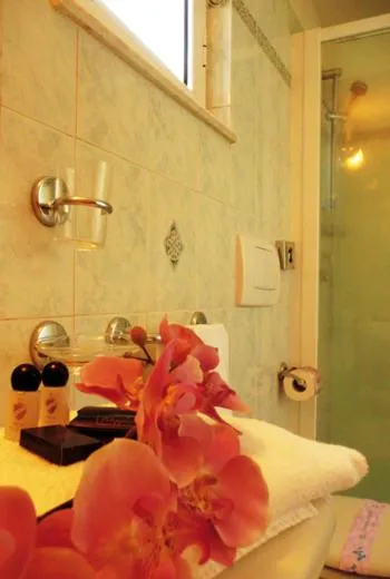 Bathroom in Hotel Filippeschi