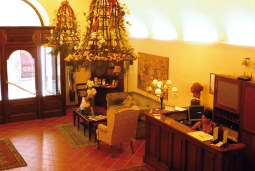 People in Hotel Filippeschi