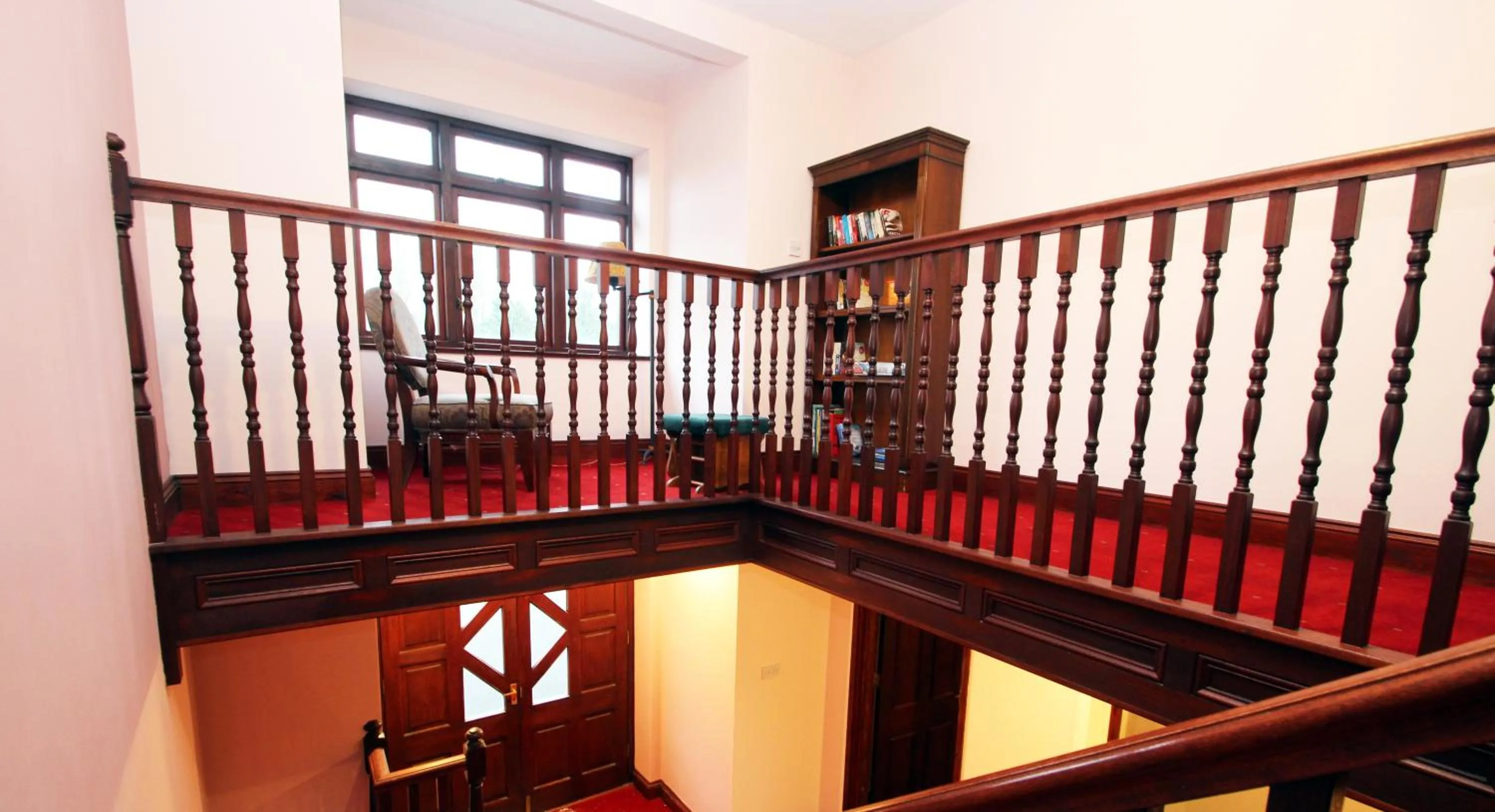 Lobby or reception in Vale Park Hotel