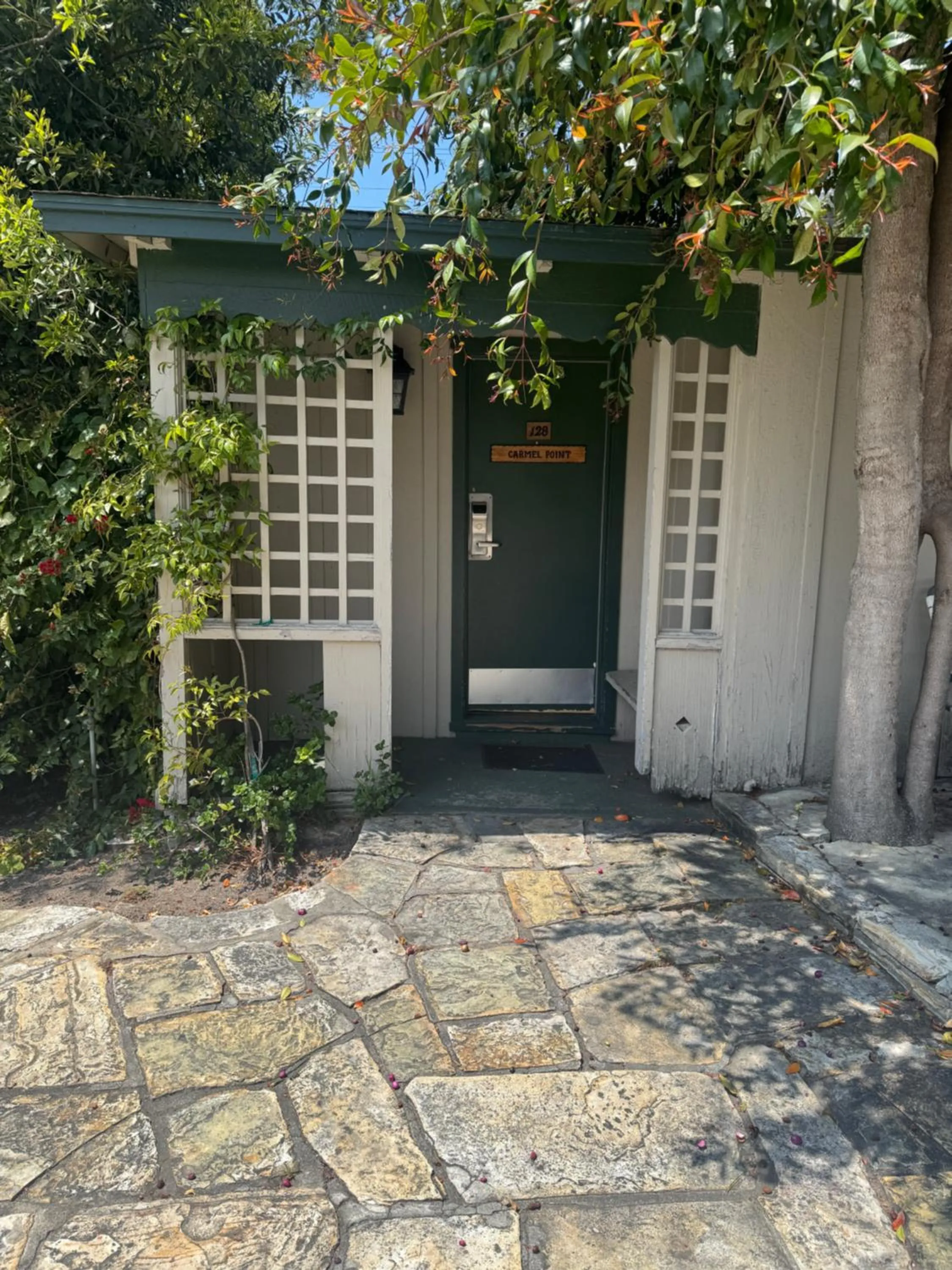 Facade/entrance in Carmel Resort Inn