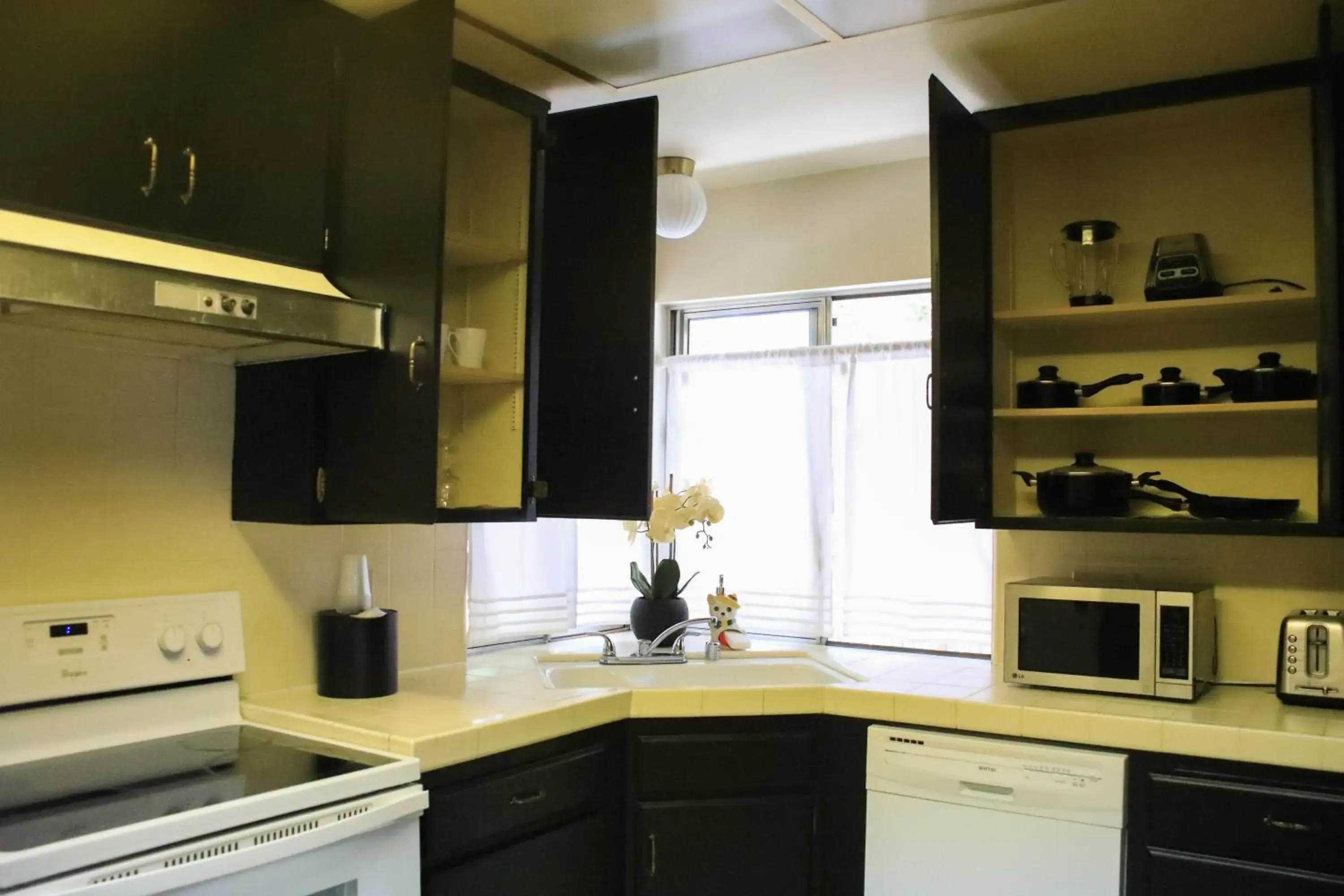 Family Suite in Carmel Resort Inn Family Suite in Carmel Resort Inn