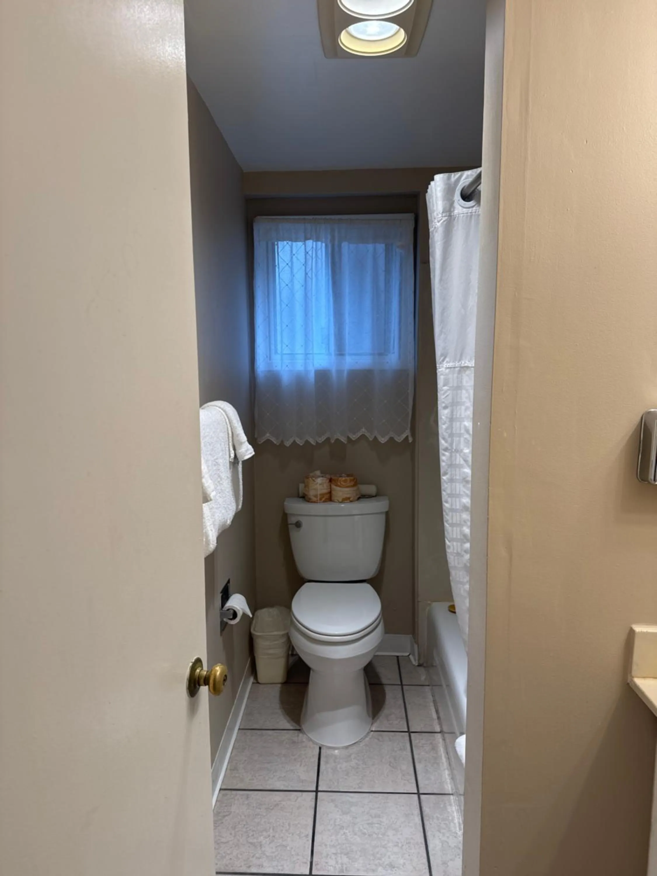 Bathroom in Carmel Resort Inn