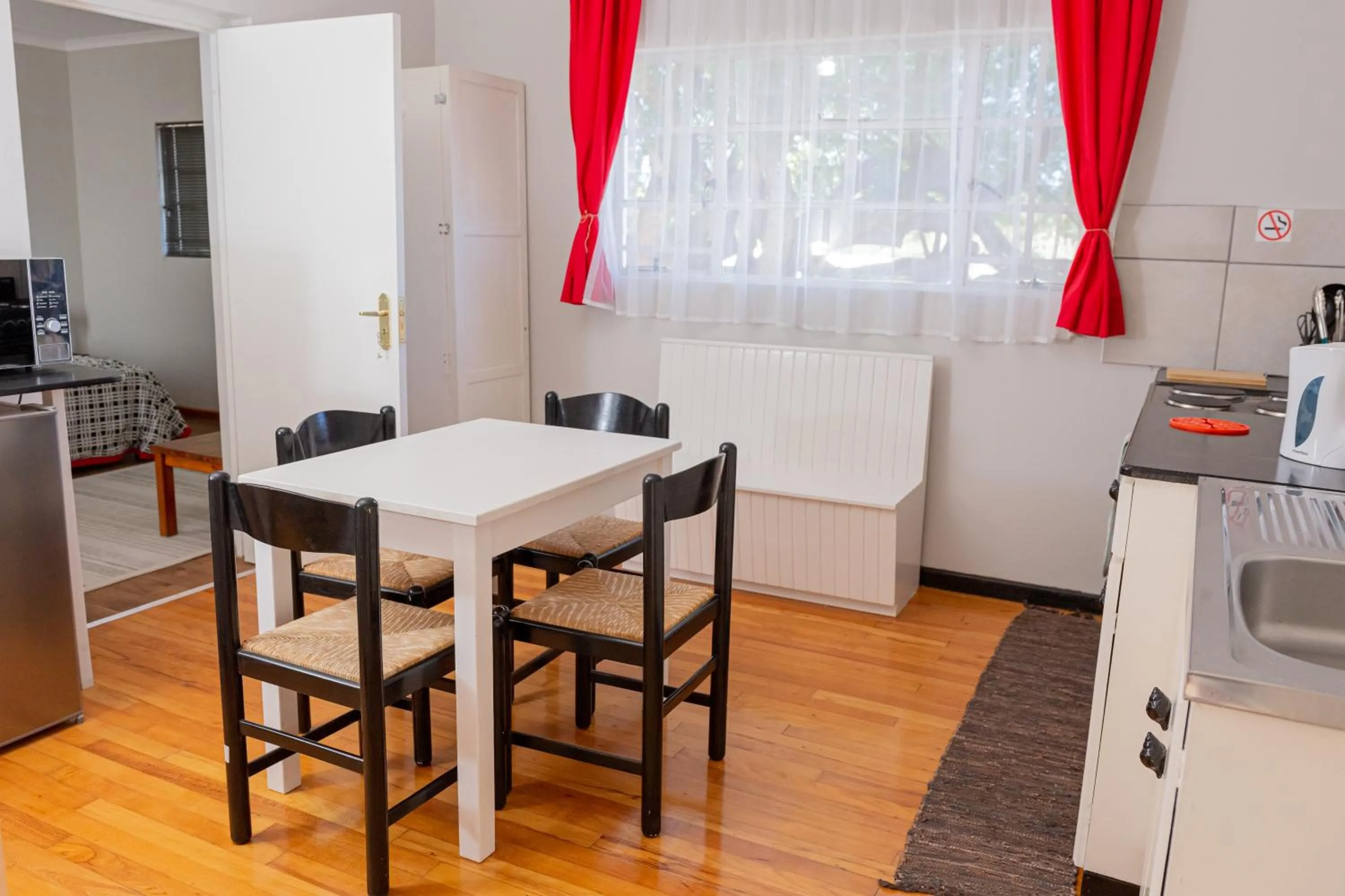 Kitchen or kitchenette in Green Olive Guesthouse