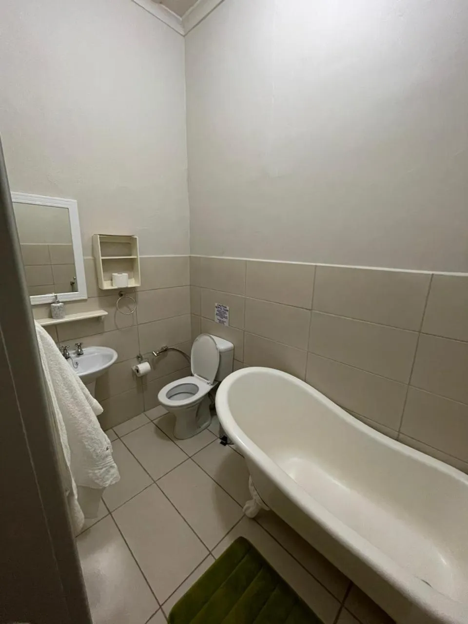 Toilet in Green Olive Guesthouse