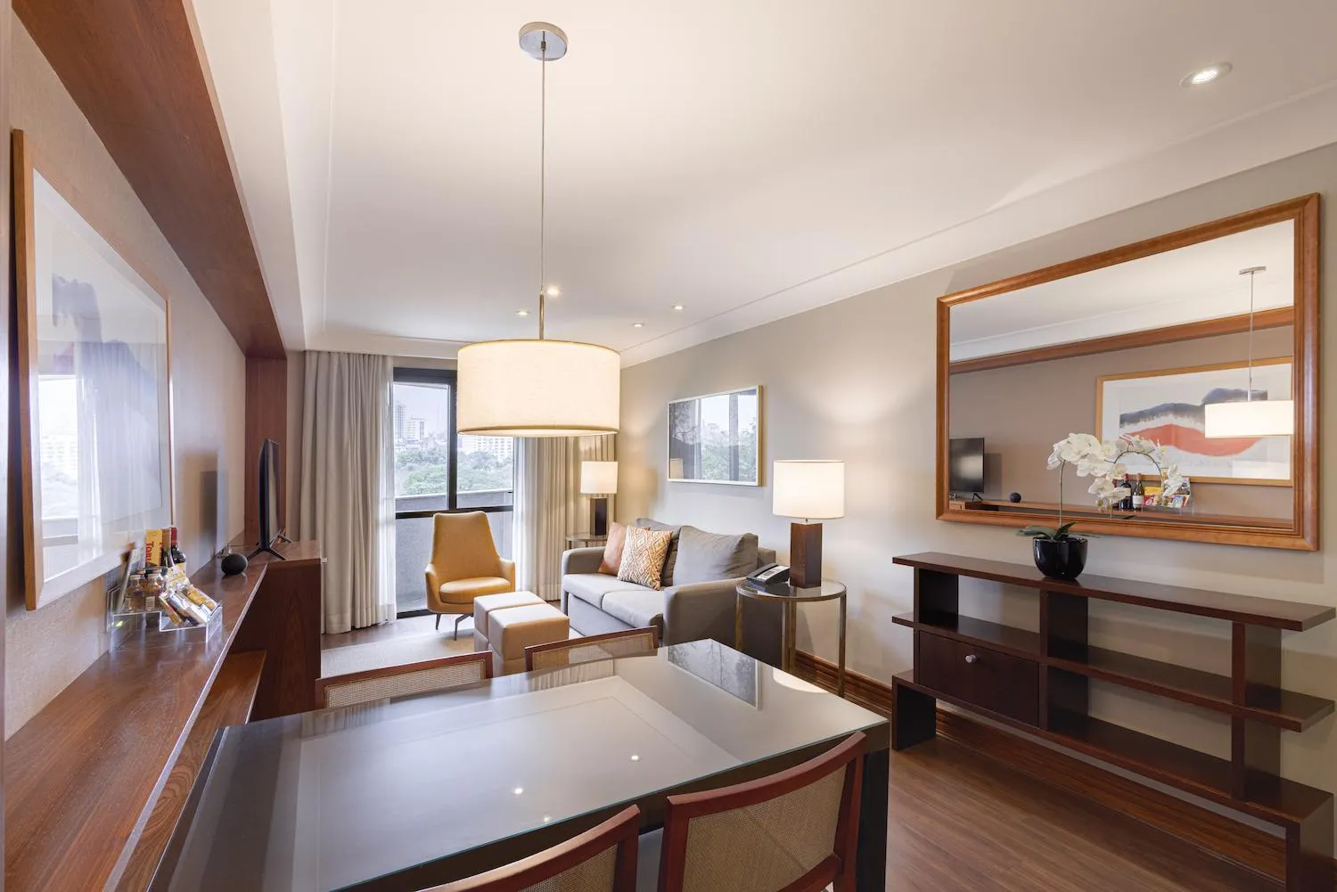 Kitchen or kitchenette in George V Alto De Pinheiros