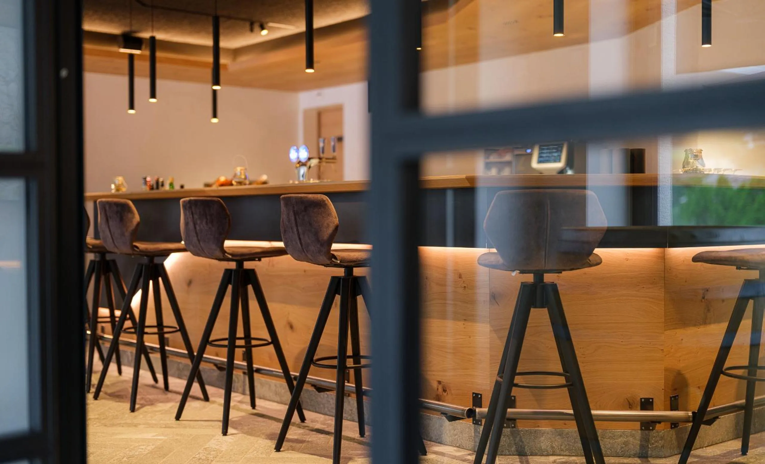 Restaurant/places to eat in Hotel La Reserve