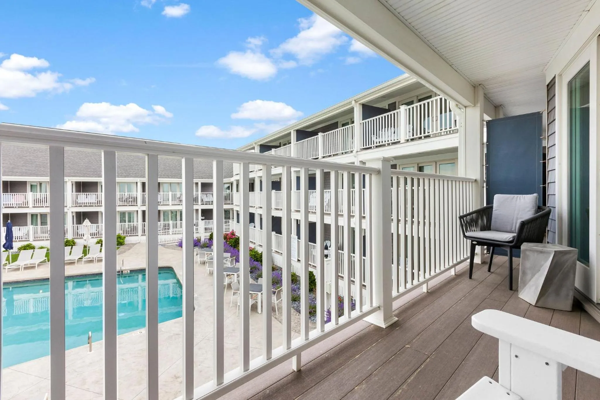 Patio in Pelham House Resort