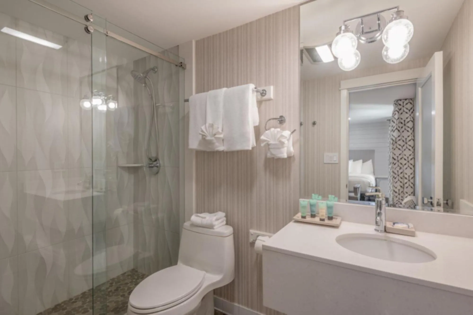 Bathroom in Pelham House Resort