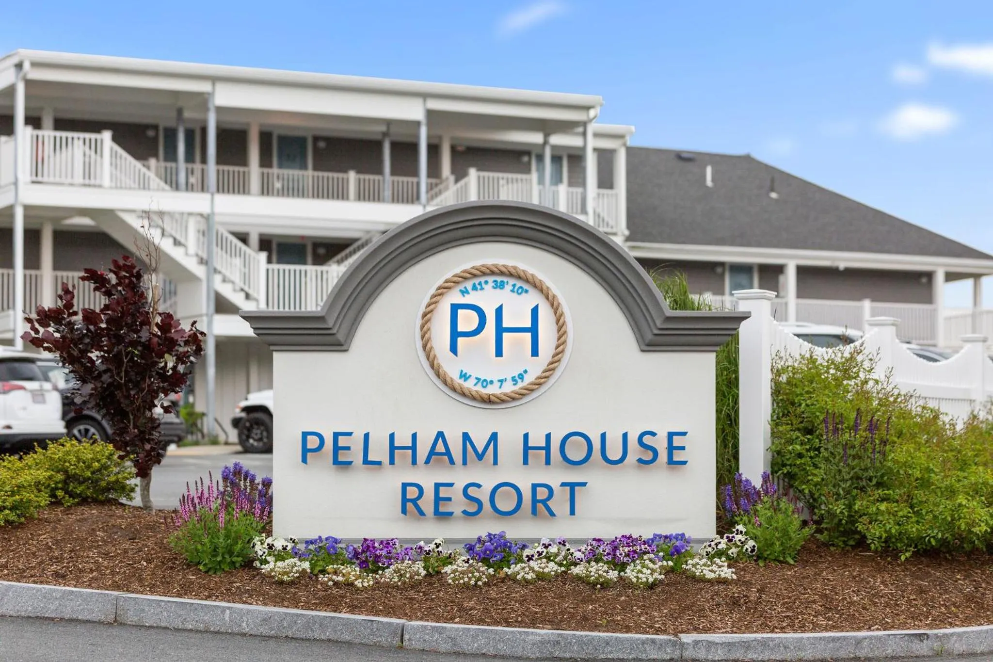 Property building in Pelham House Resort