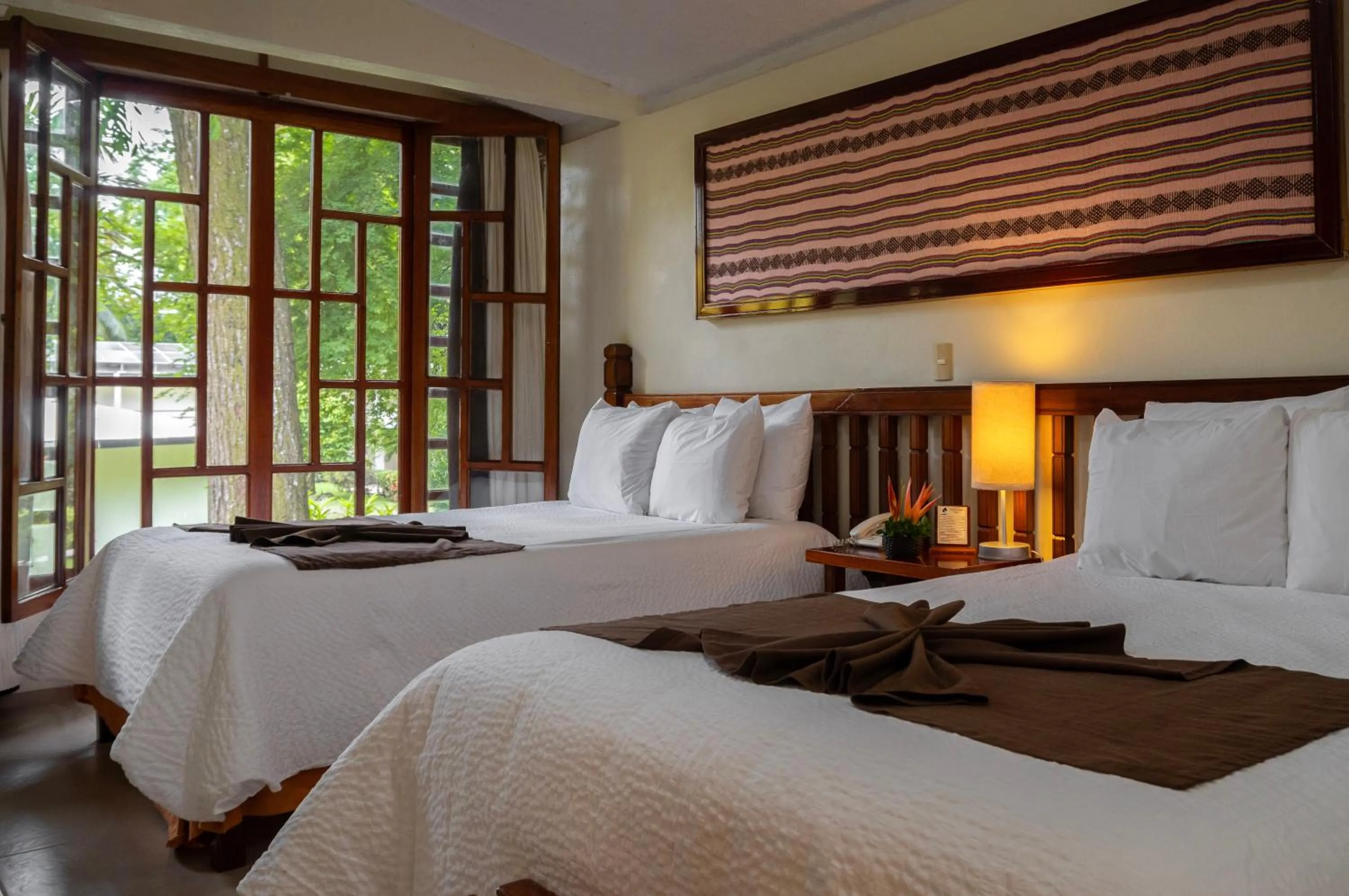 Photo of the whole room, Bed in Hotel Nututun Palenque