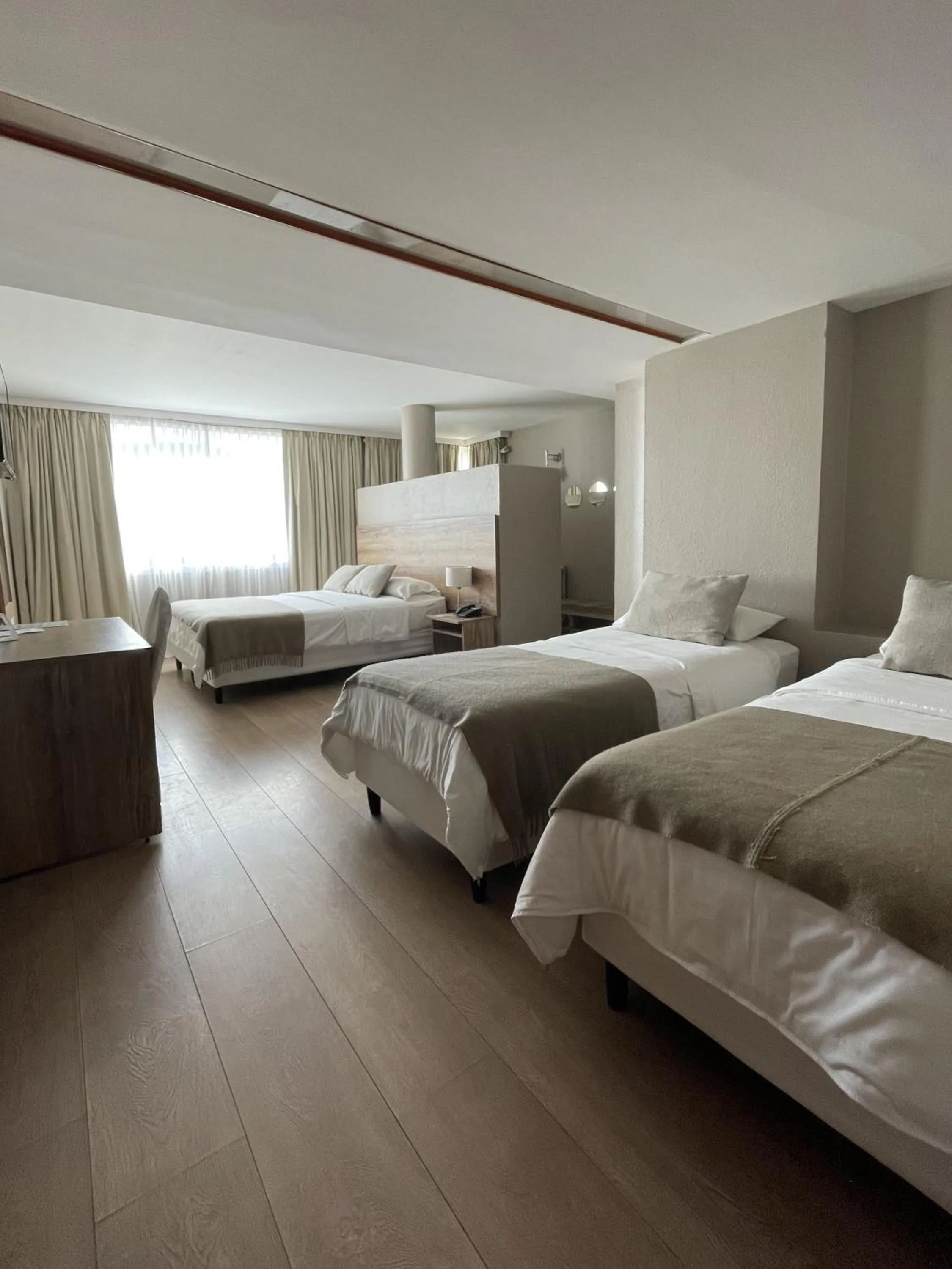 Photo of the whole room, Bed in Hotel Tehuelche