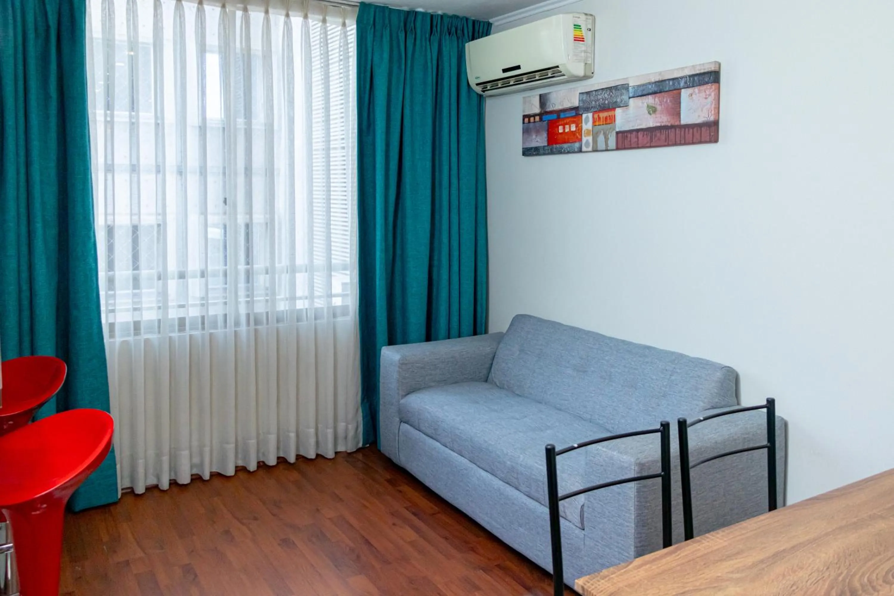 Living room in Departamentos Amoblados Torre Tagle