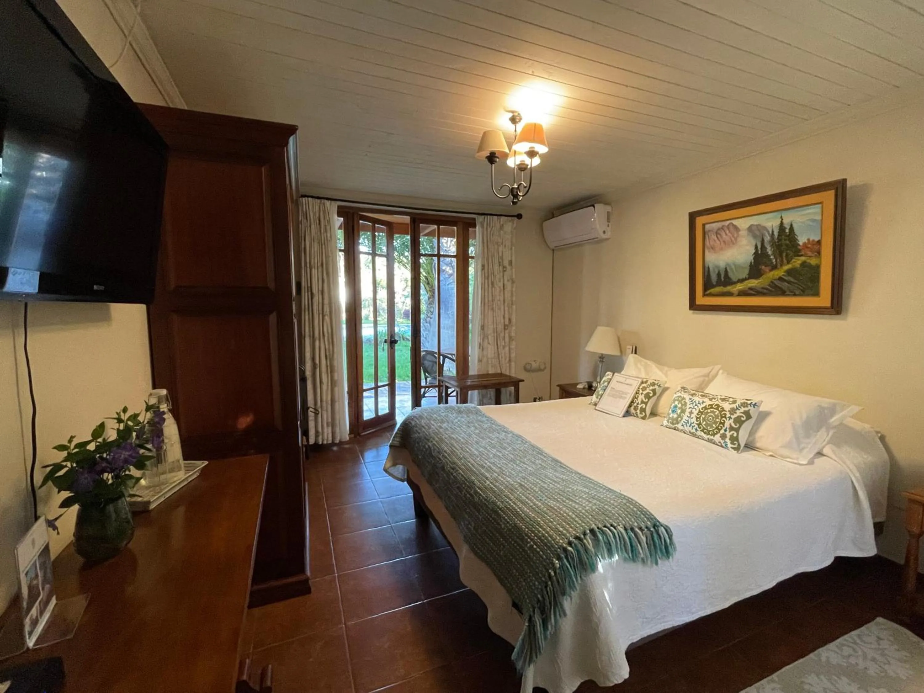 Photo of the whole room, Bed in Hotel Boutique Solaz Bella Vista de Colchagua