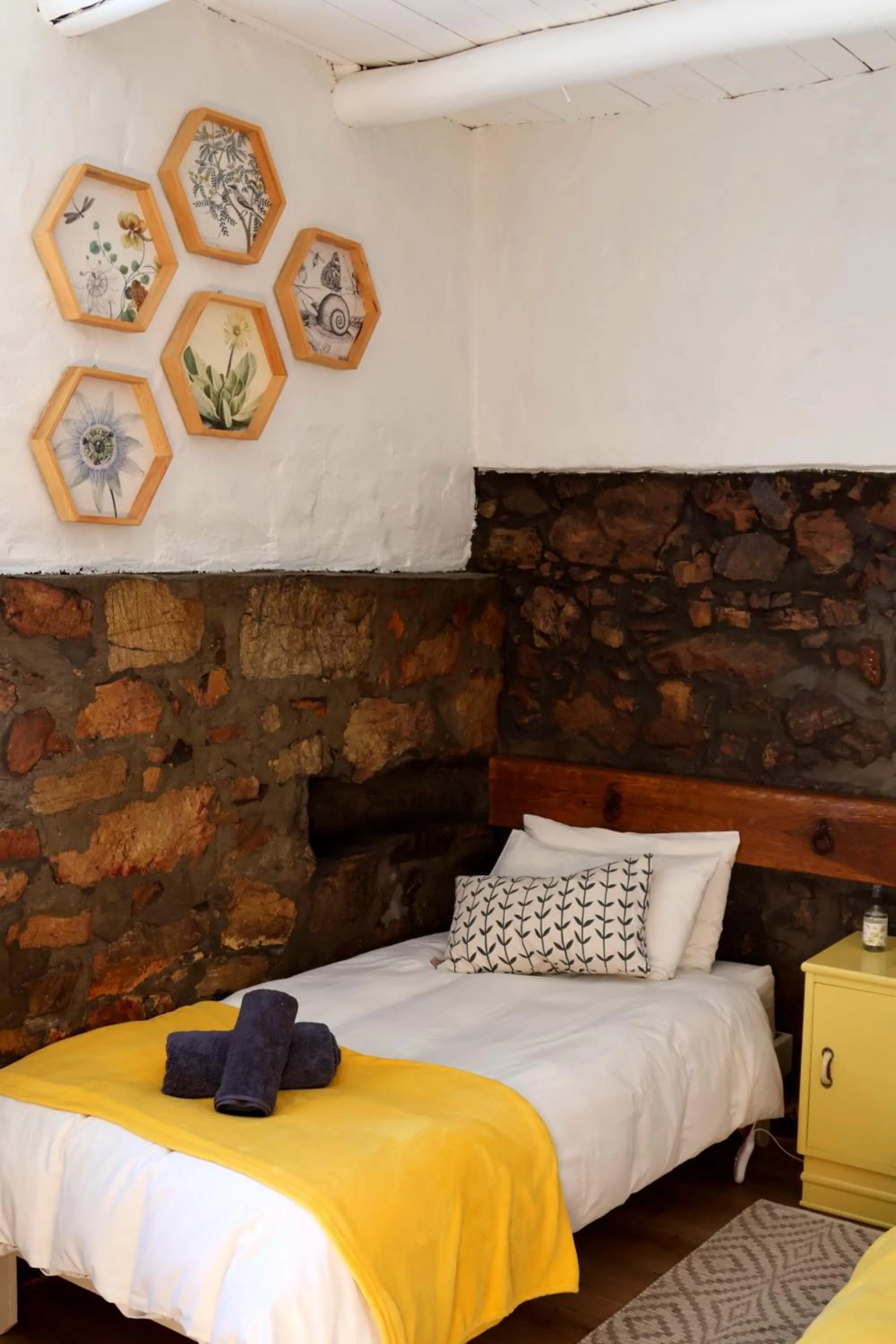 Bed in Heiveld Farm Cottages