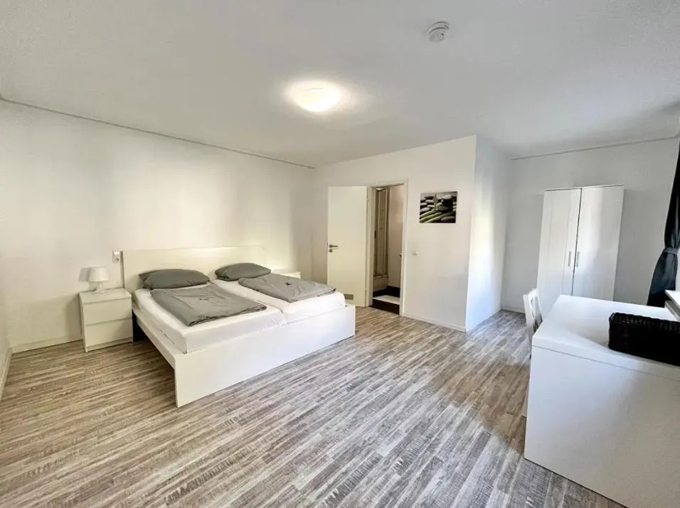 Bed in Aparthotel Peerless Dine