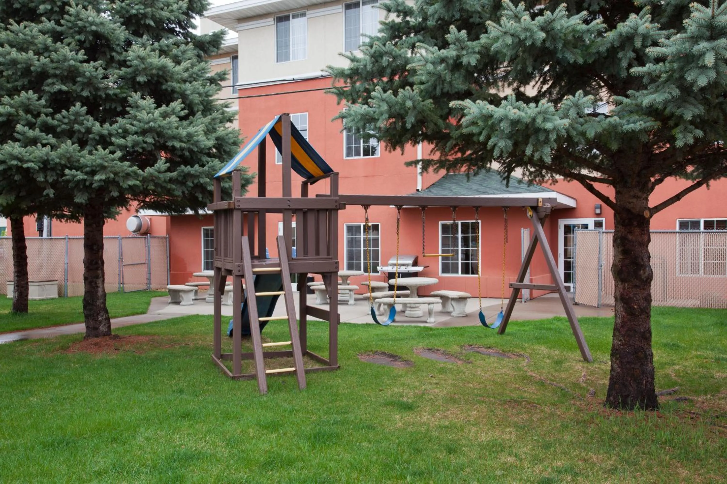 Property building in GrandStay Residential Suites Hotel